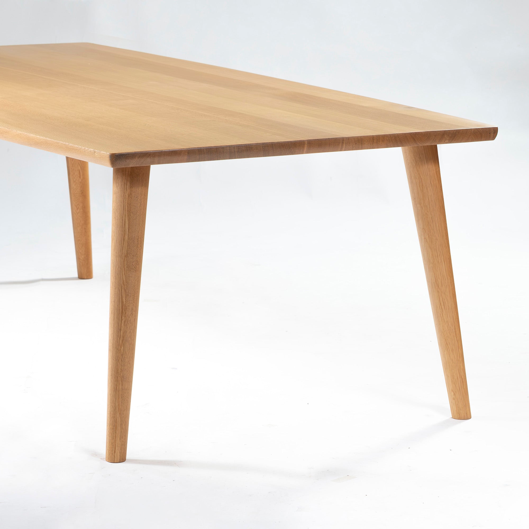 Kashiwa Mokko KASHIWA Order Table Series, Solid Oak, 210cm Wide, Made in Japan, Scandinavian Style, Modern Japanese Style, Simple