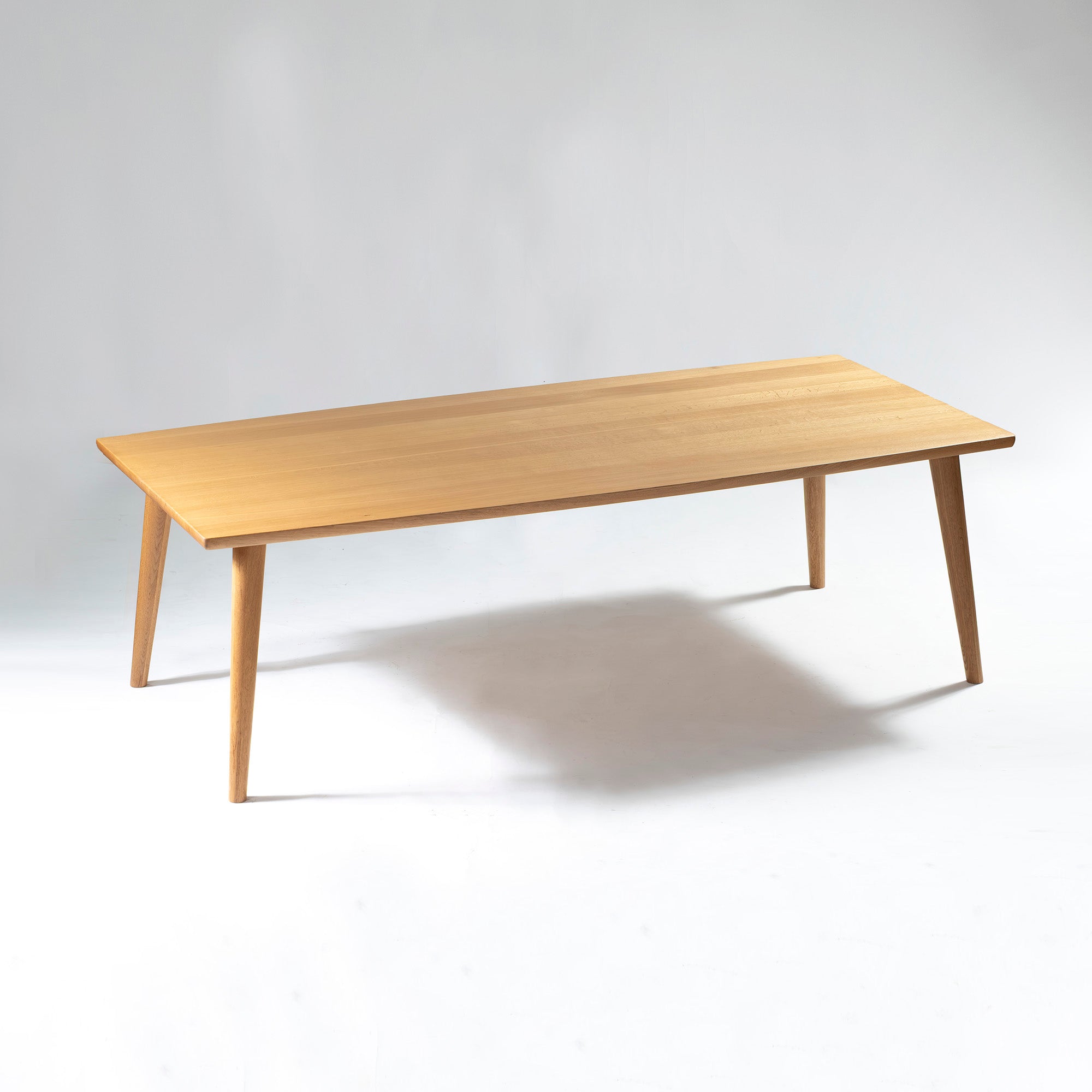 Kashiwa Mokko KASHIWA Order Table Series, Solid Oak, 210cm Wide, Made in Japan, Scandinavian Style, Modern Japanese Style, Simple