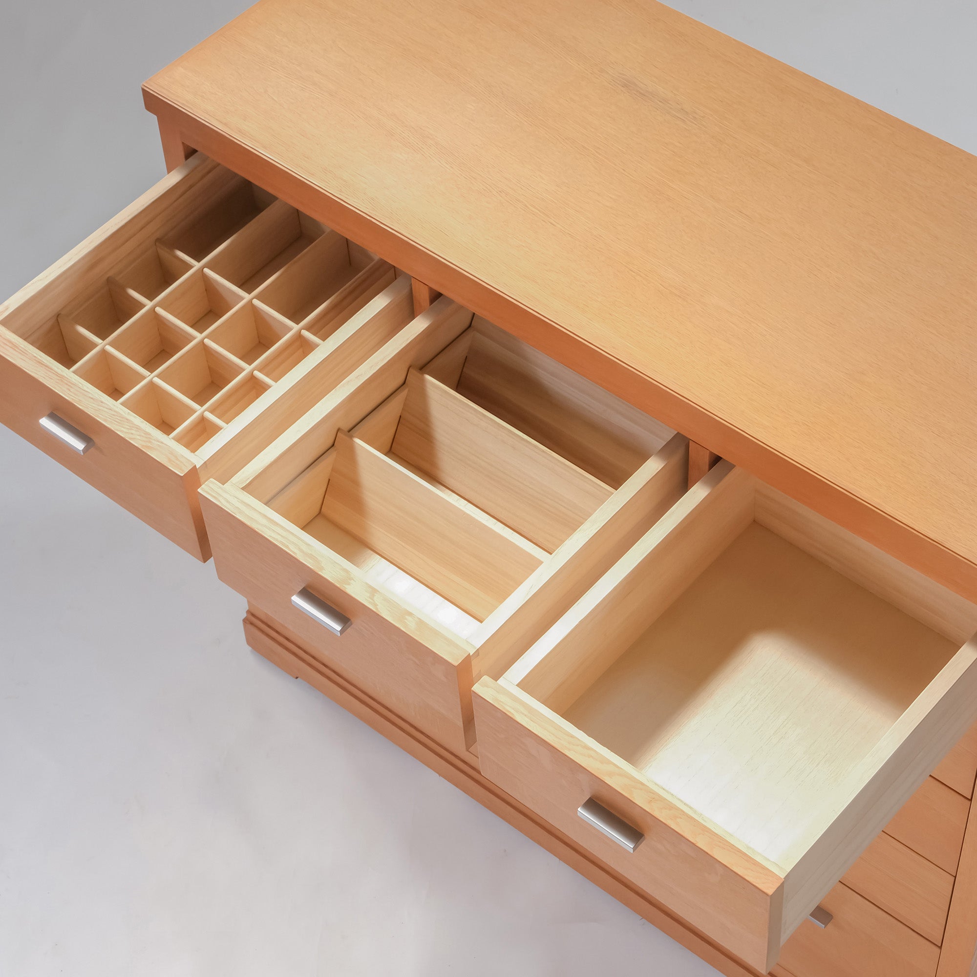 Fuchu Furniture Ville High Chest with 15 Drawers, Oak and Paulownia Wood, Japanese Modern Design, Made in Japan