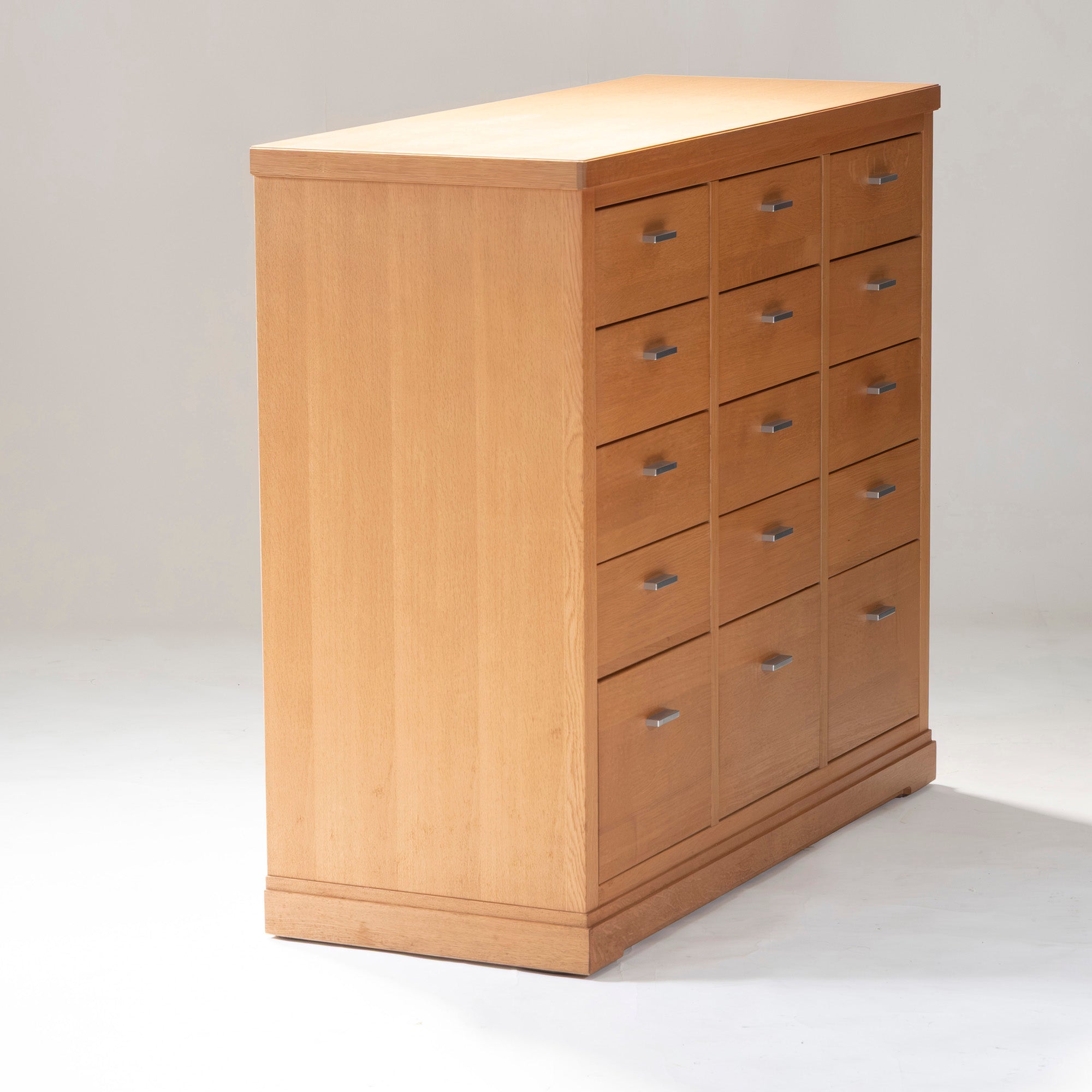 Fuchu Furniture Ville High Chest with 15 Drawers, Oak and Paulownia Wood, Japanese Modern Design, Made in Japan