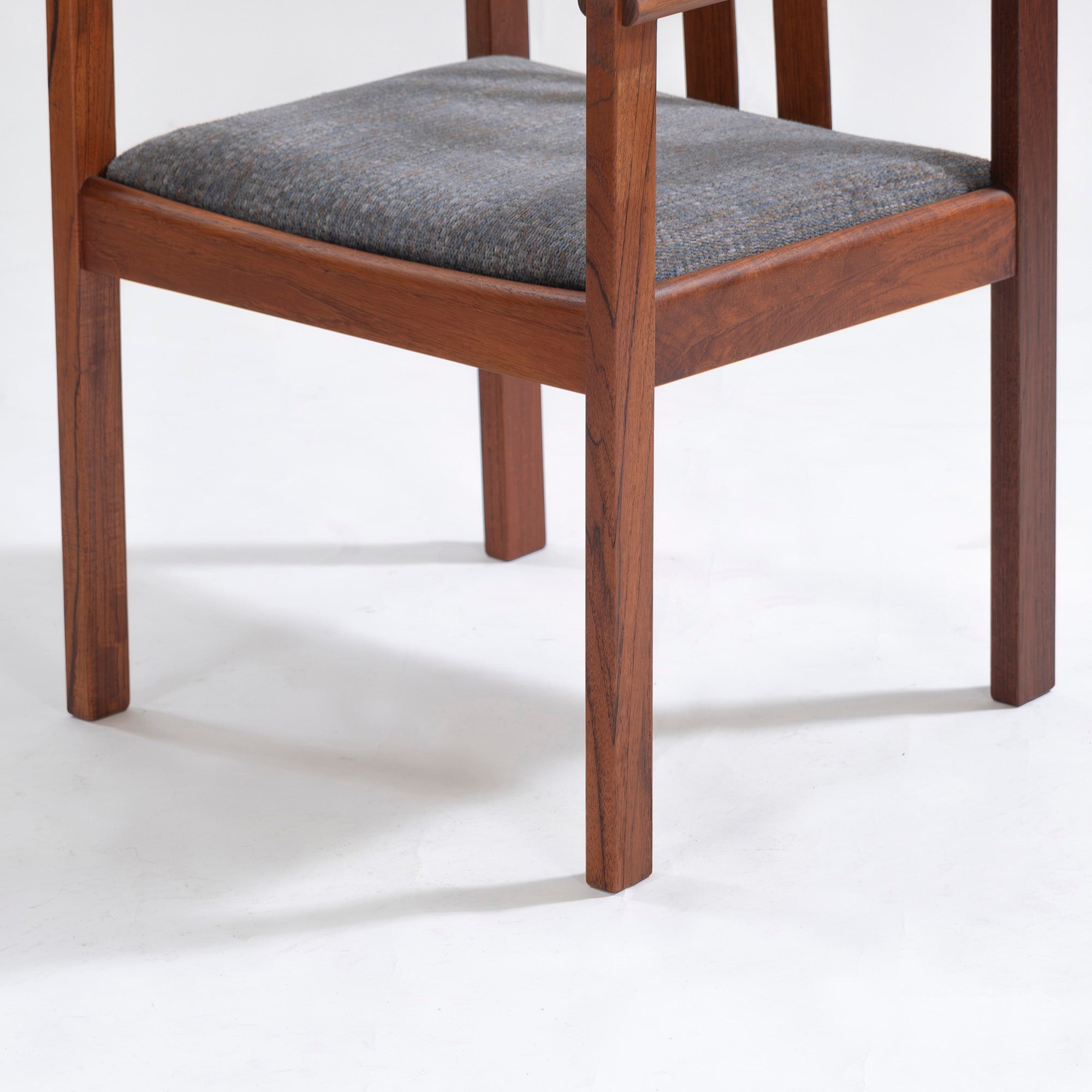 Dining Chair, Japanese Vintage, Solid Teak Armchair (2), Scandinavian Style, Scandinavian Vintage, British Vintage, Mid-Century