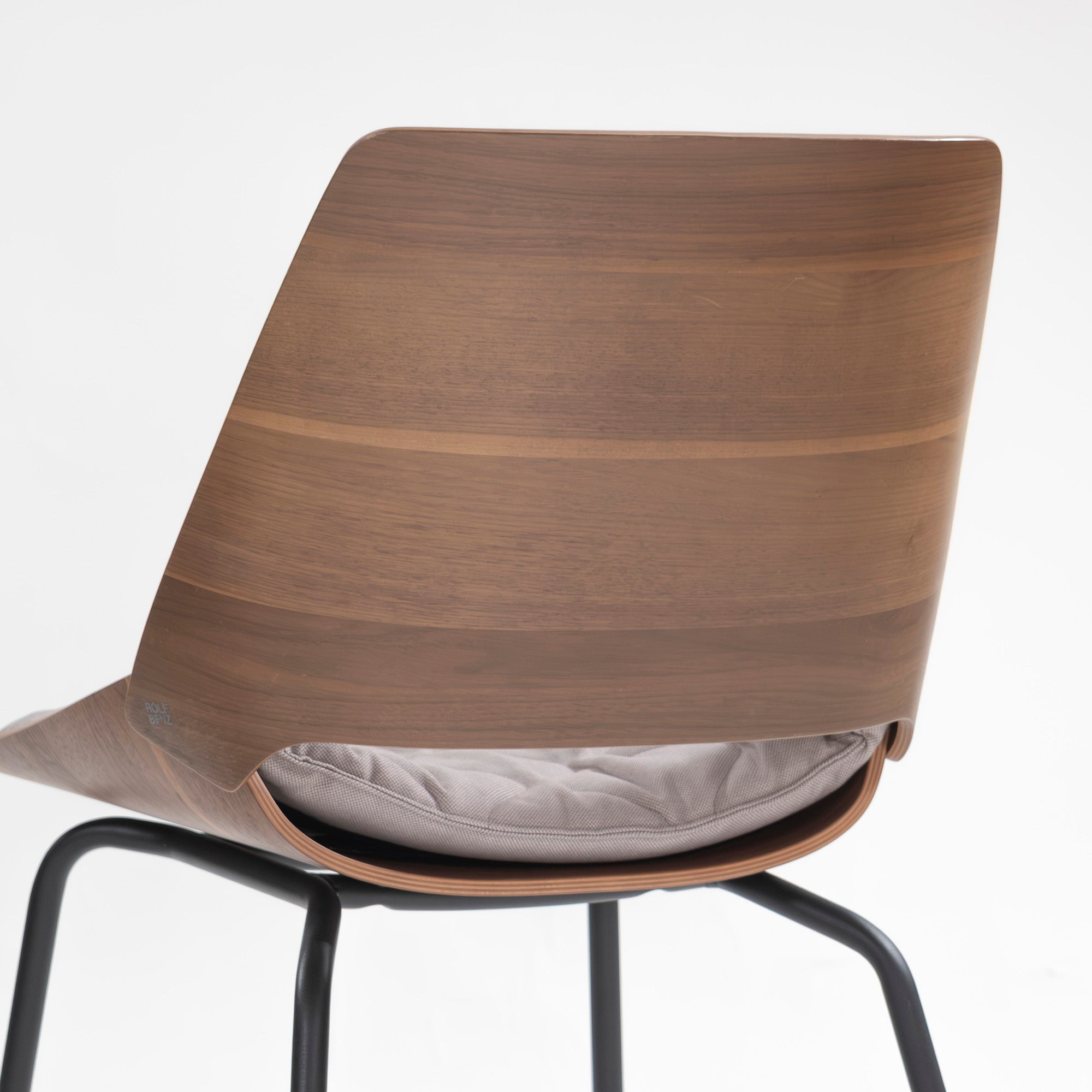 Rolf Benz 650 Walnut Dining Chair (2) with Quilted Cushion, Wood Shell Chair, Made in Germany, Luxury, Modern, Natural
