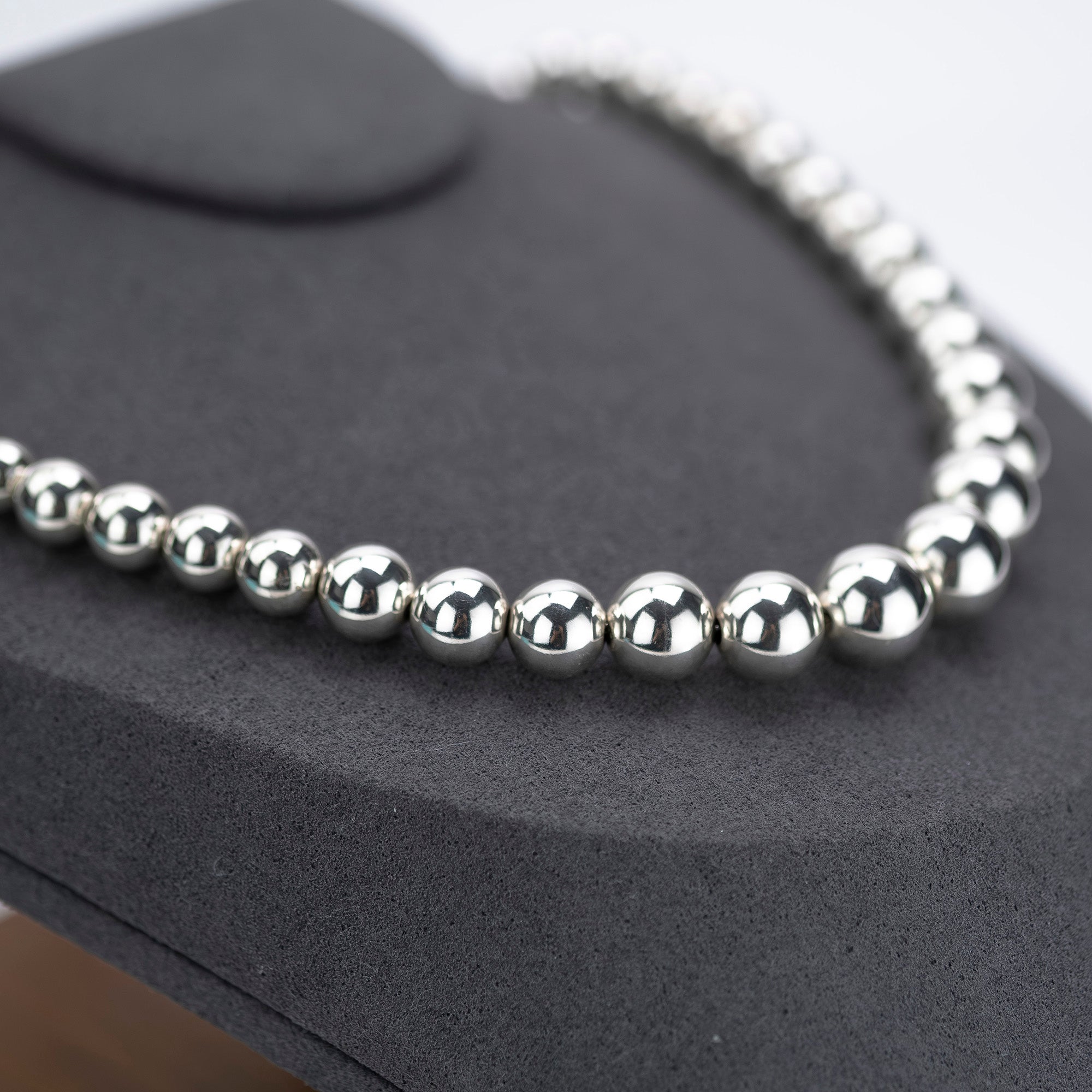 Tiffany & Co. Hardware Ball Necklace in 925 Sterling Silver, Women's Jewelry, Includes Box and Dust Bag