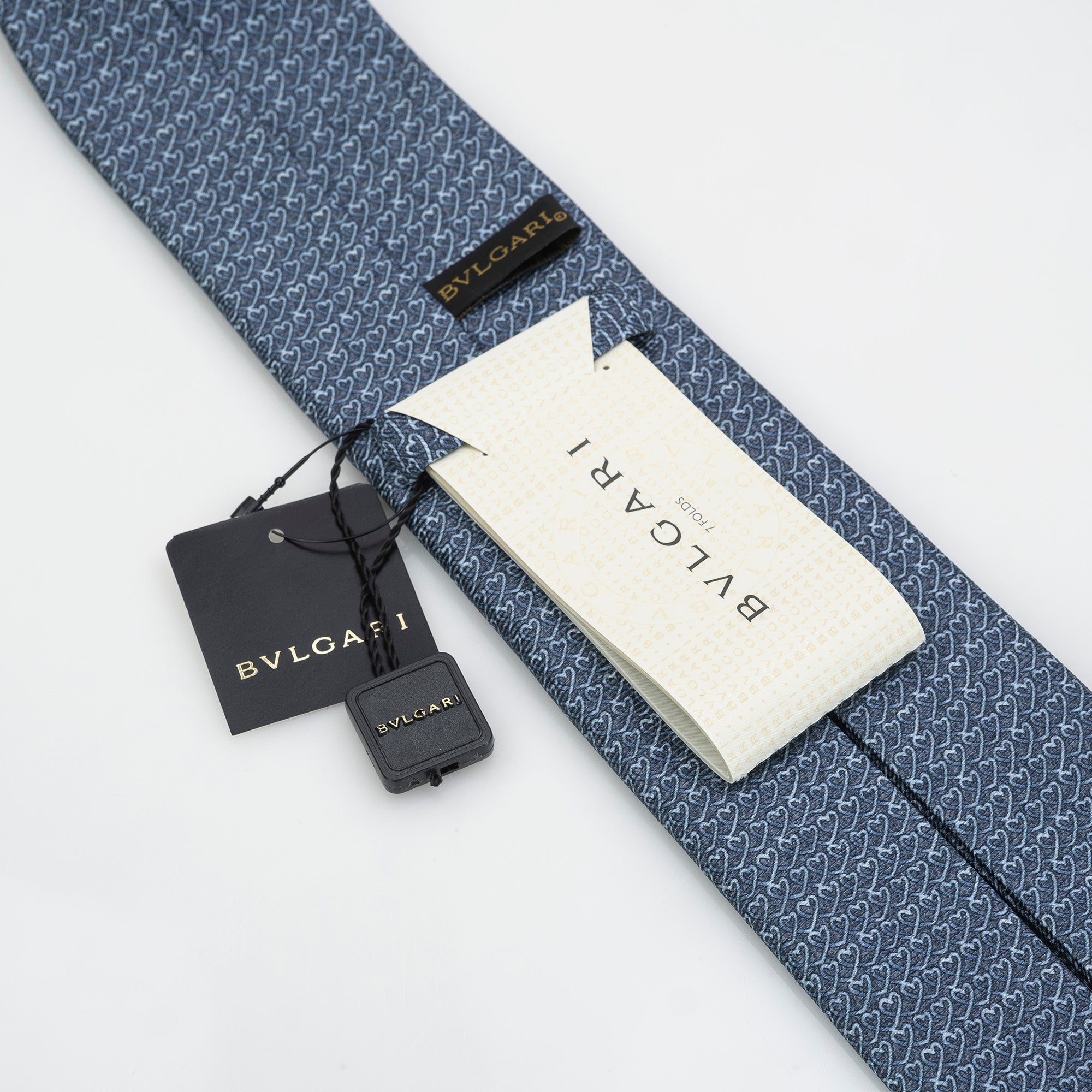 Bvlgari BVLGARI tie, 100% silk, blue, heart-like geometric pattern, tags included, unused