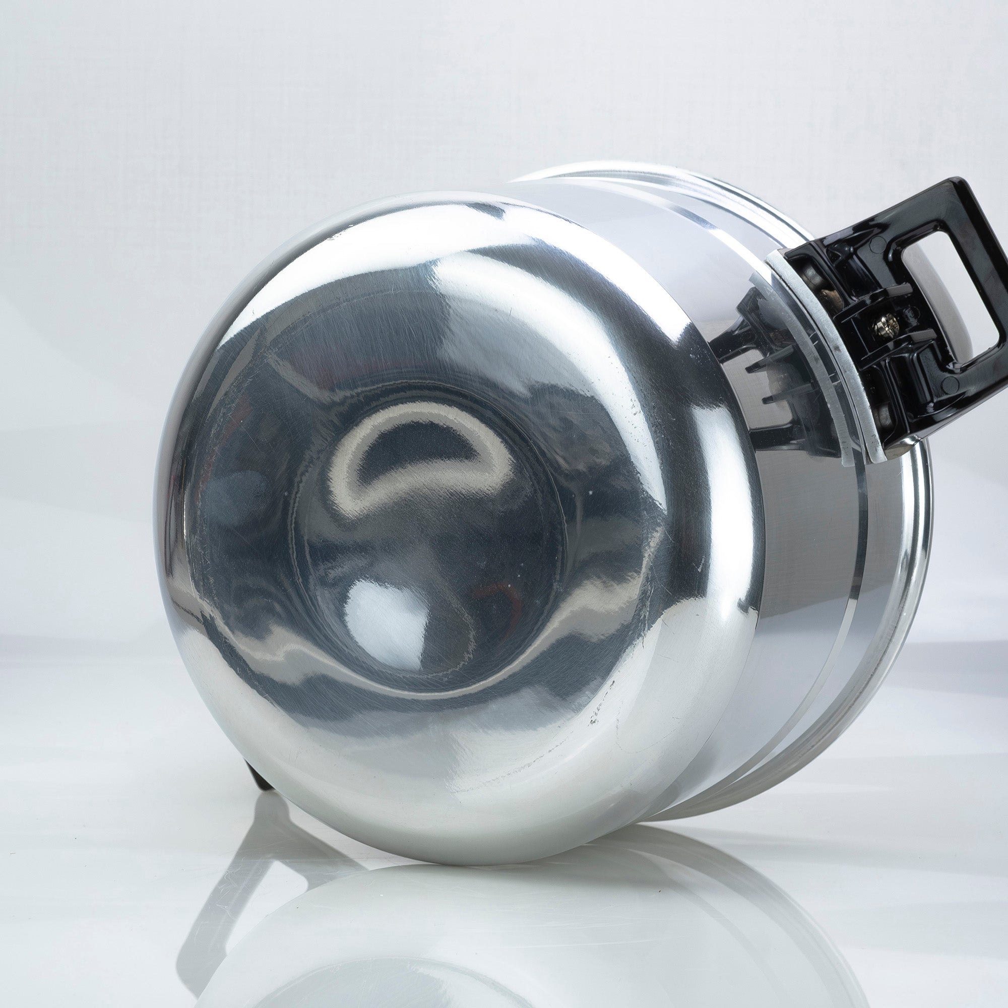 SEB Cocotte Minute 6L Pressure Cooker, Thick Aluminum with Steamer Tray, Made in France