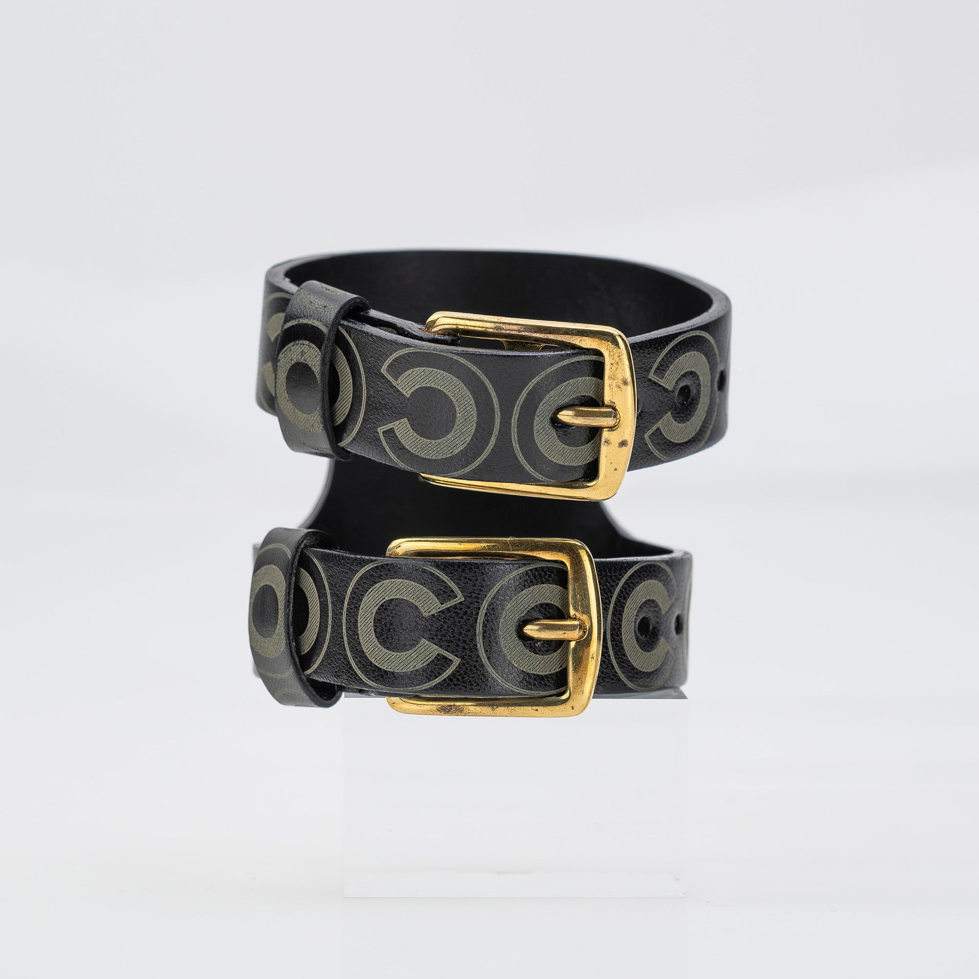 シャネル CHANEL レザーバングル 01A ヴィンテージ カール・ラガーフェルド期 ブラック ゴールド金具