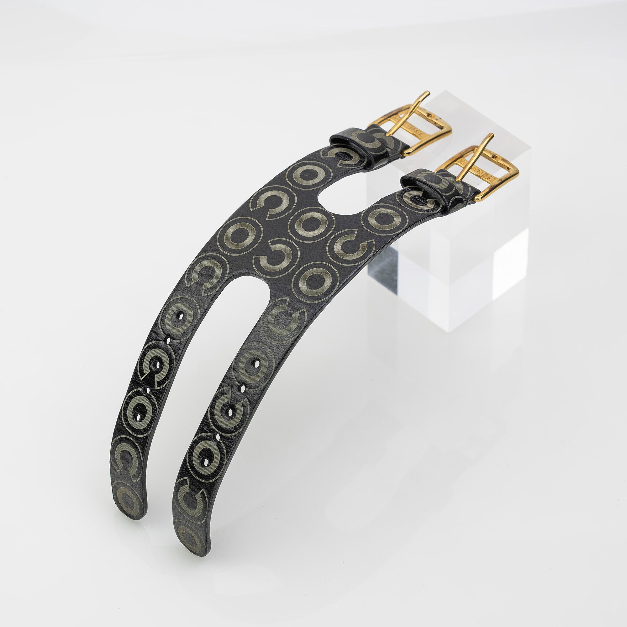 シャネル CHANEL レザーバングル 01A ヴィンテージ カール・ラガーフェルド期 ブラック ゴールド金具