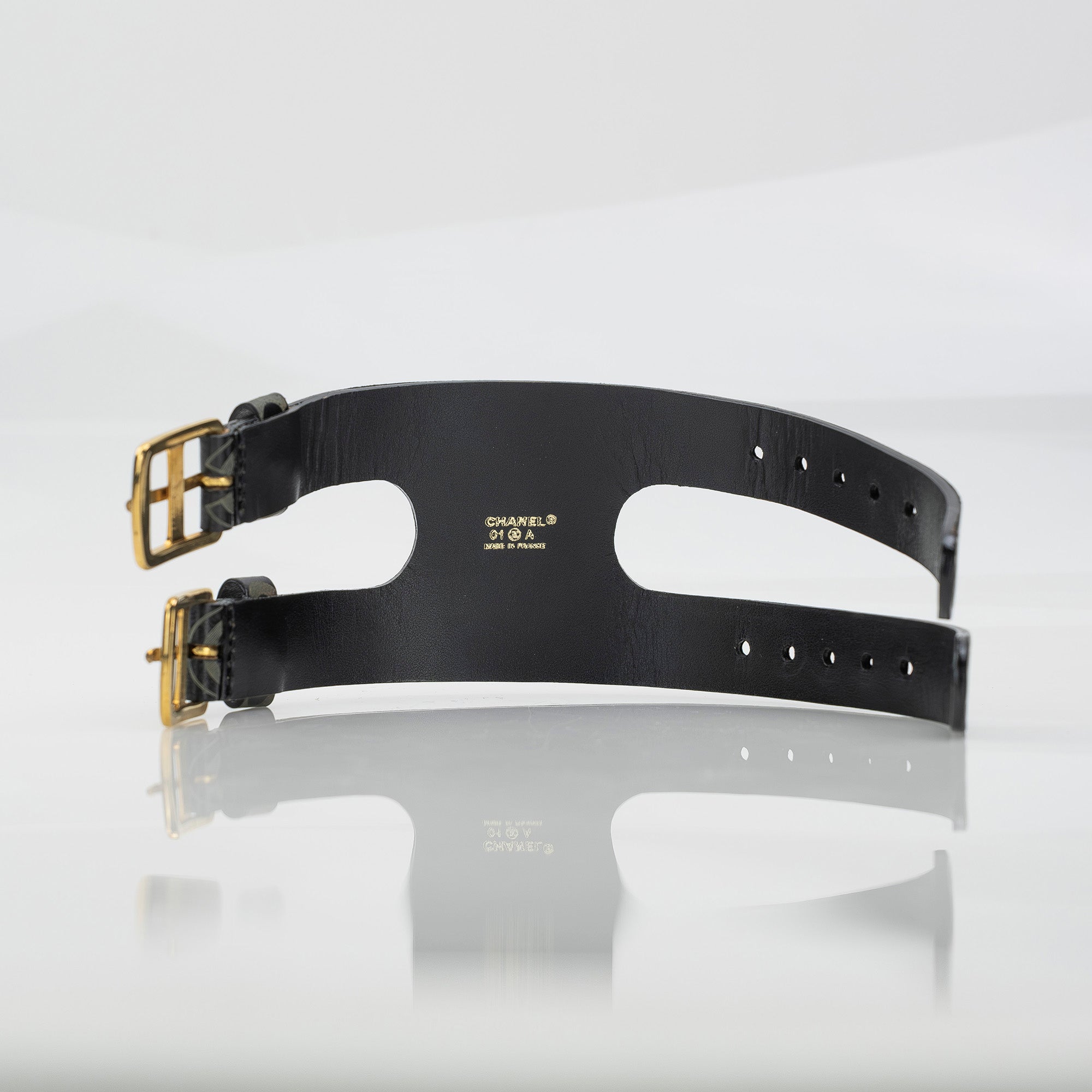 シャネル CHANEL レザーバングル 01A ヴィンテージ カール・ラガーフェルド期 ブラック ゴールド金具