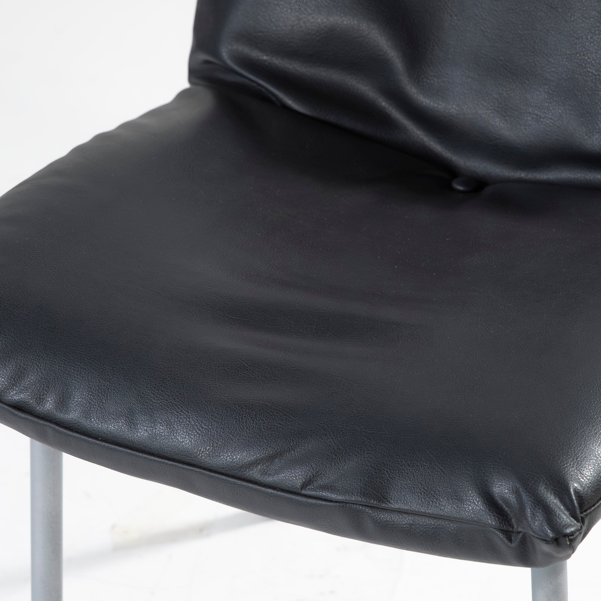 ダイニングチェア リーンロゼ ligne roset ROSETCalin ロゼカラン PVCレザー(2) スチール脚 モダンデザイン フレンチモダン ラグジュアリー