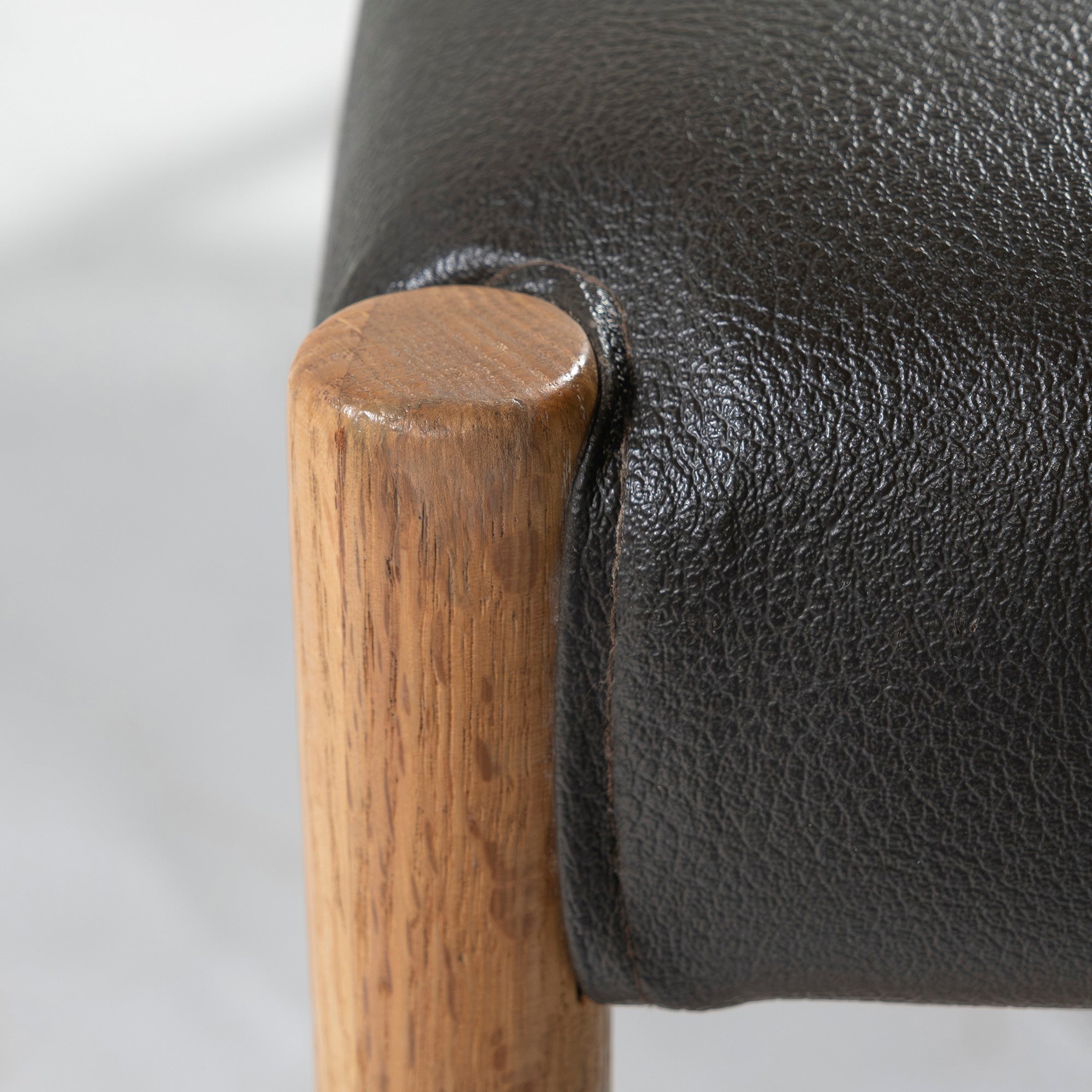 ダイニングベンチ 飛騨家具 HIDAKAGU AKI ベンチ オーク材 PVCレザー ダークブラウン 北欧スタイル ナチュラルモダン 和モダン シンプル