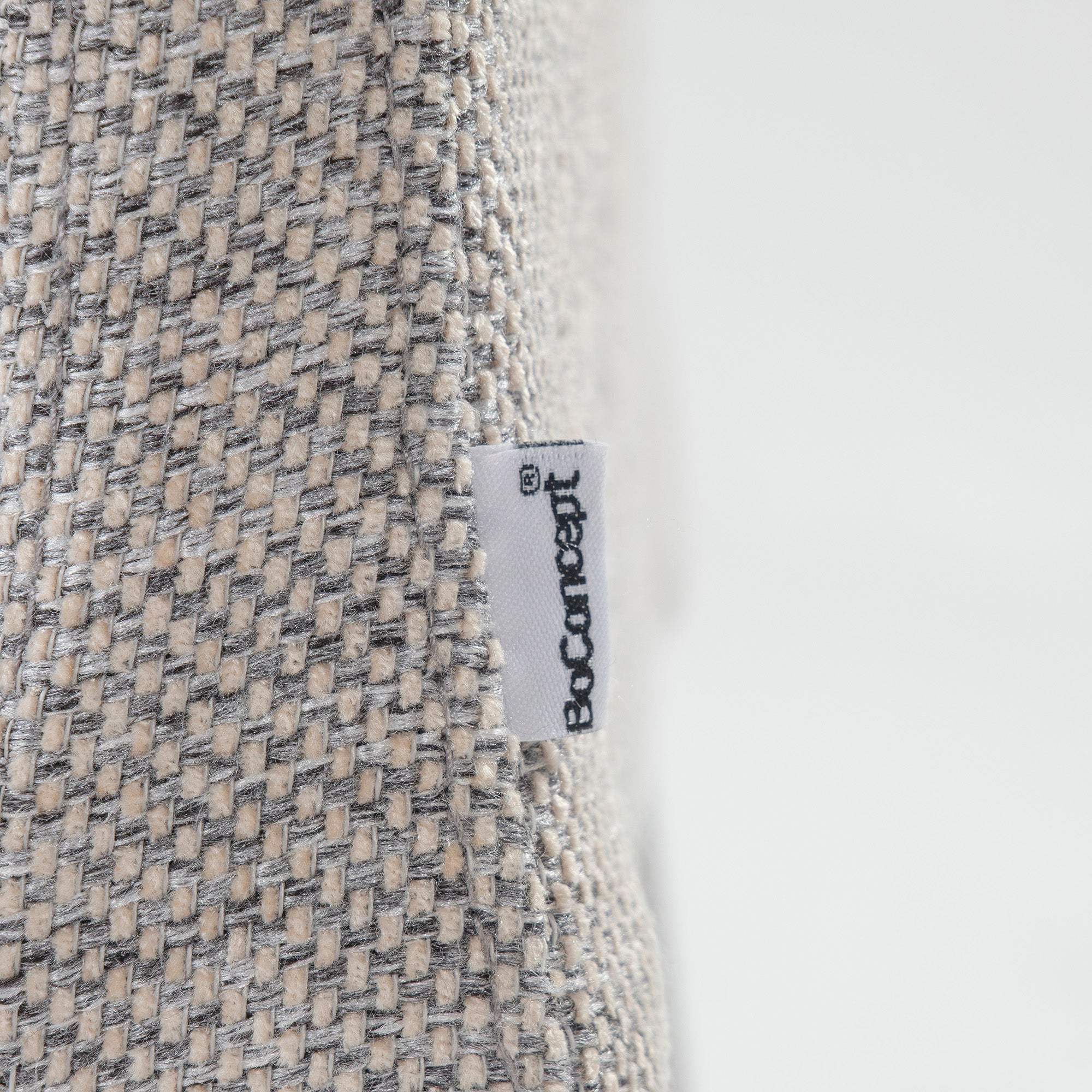 ダイニングチェア ボーコンセプト BoConcept NICO ニコ アームレスチェア グレー(1) ファブリック ステンレス脚 北欧モダン シンプルモダン