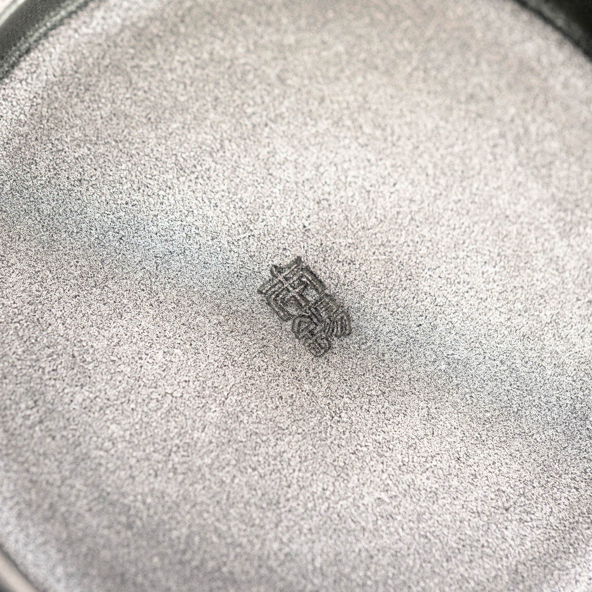 錫製 松文様 酒燗器揃 本錫刻印あり 共箱付 ちろり 徳利 盃 湯冷まし鉢 高級錫器 木箱入り 日本製 伝統工芸