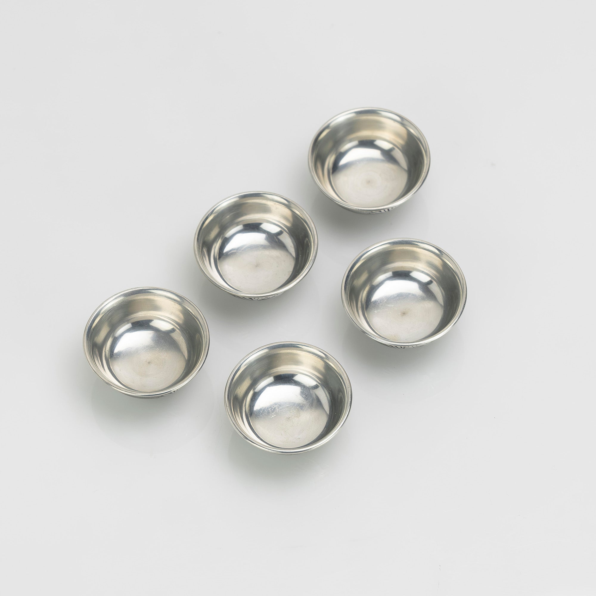 錫製 松文様 酒燗器揃 本錫刻印あり 共箱付 ちろり 徳利 盃 湯冷まし鉢 高級錫器 木箱入り 日本製 伝統工芸