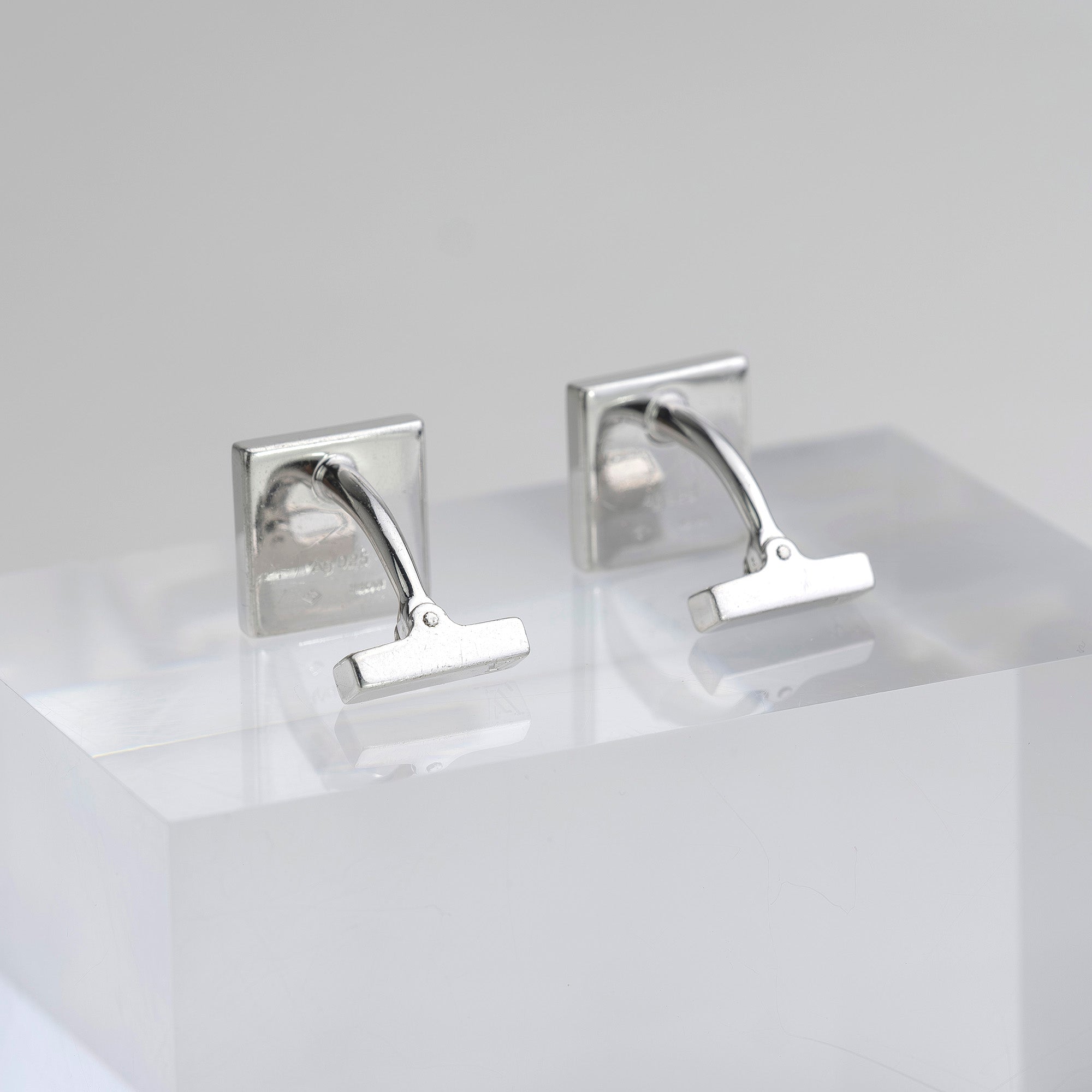 ルイ・ヴィトン LOUIS VUITTON ブトン ドゥ マンシェット ダミエ4 カフス M64675 シルバー925