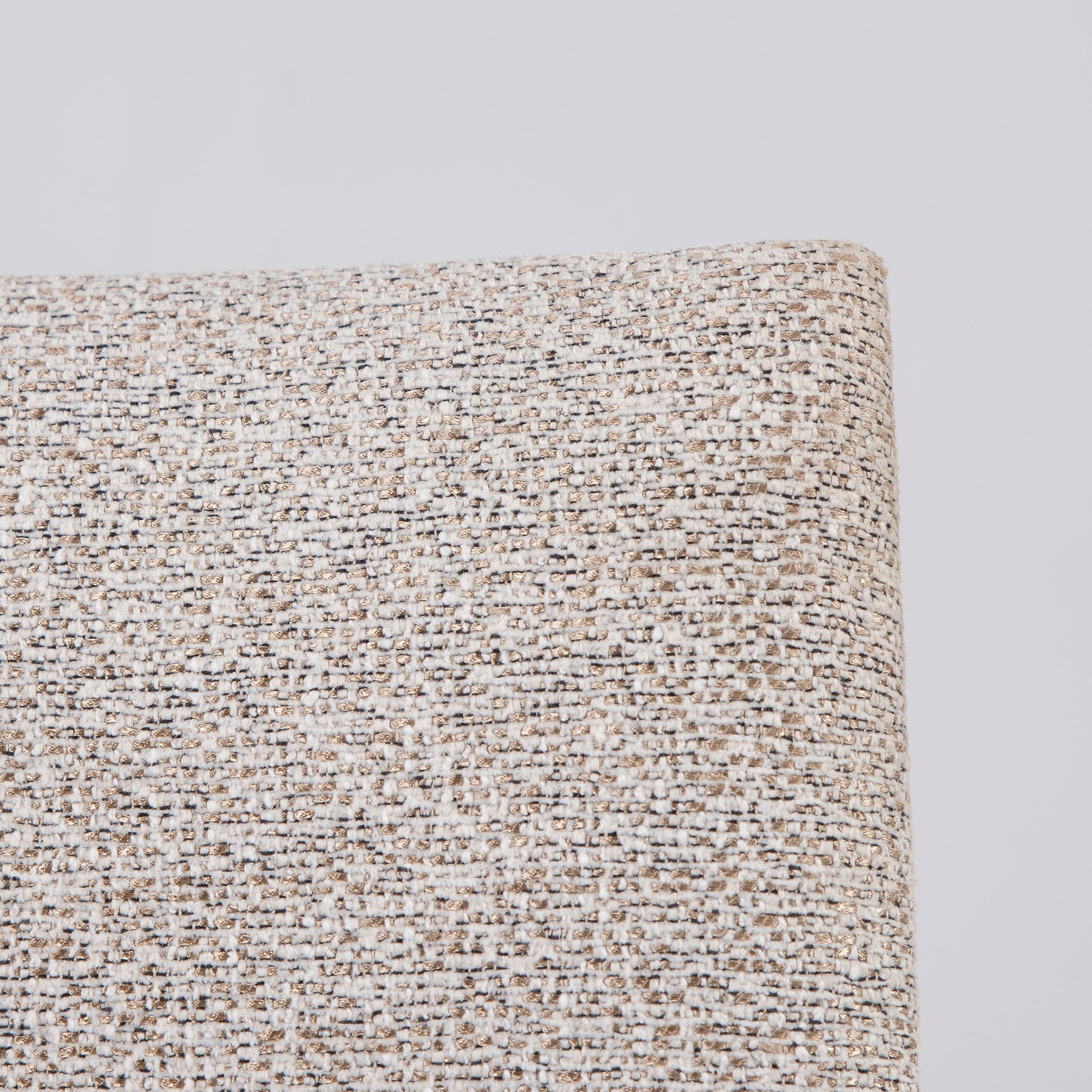 ダイニングチェア カッシーナ Cassina IXC. LINE ライン アームレスチェア(3) アッシュ材 ファブリック イタリアモダン ラグジュアリー