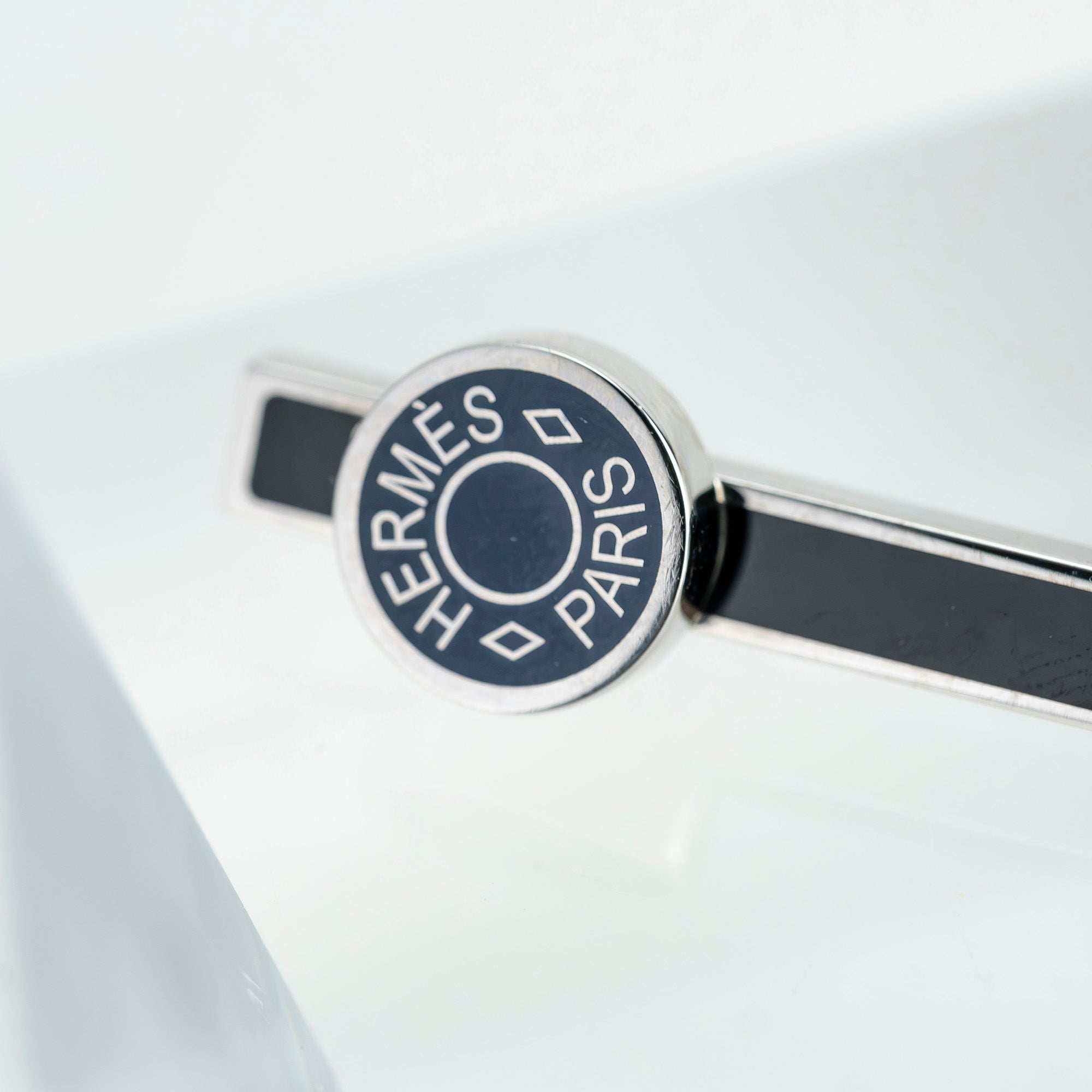 エルメス HERMES セリエ タイバー タイピン タイクリップ パラジウムプレーテッド メンズ ビジネス フォーマル 小物【箱・保存袋付】