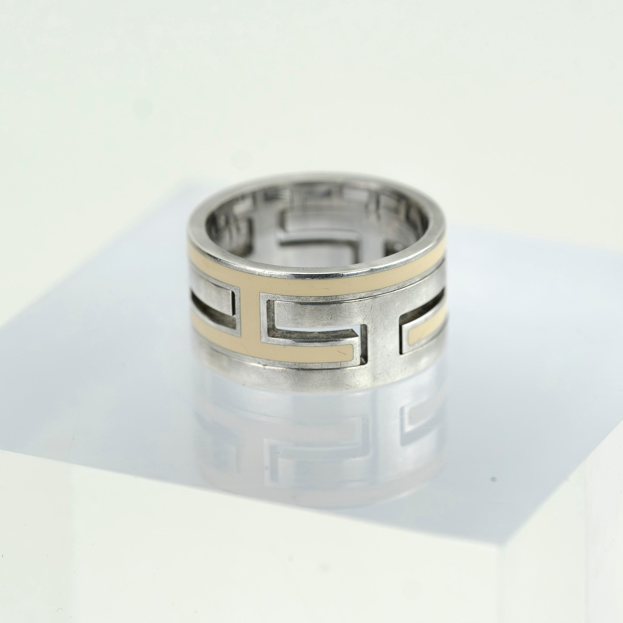 Hermès Move H Ring #51, approximately size 11, beige and silver, H motif, women's ring, accessory