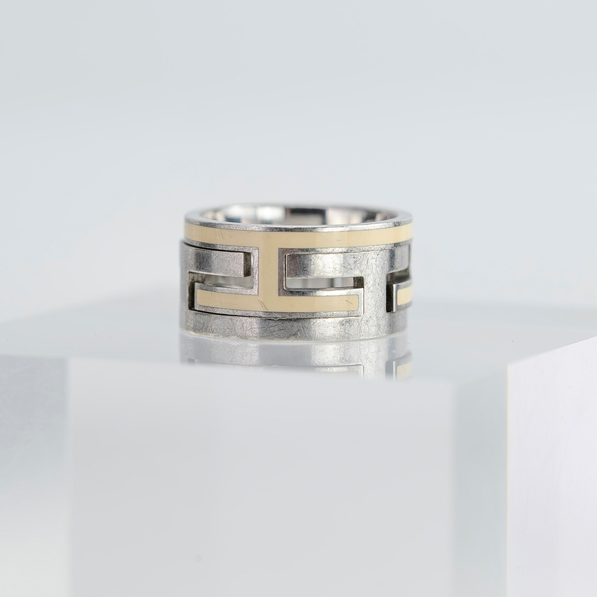 Hermès Move H Ring #51, approximately size 11, beige and silver, H motif, women's ring, accessory