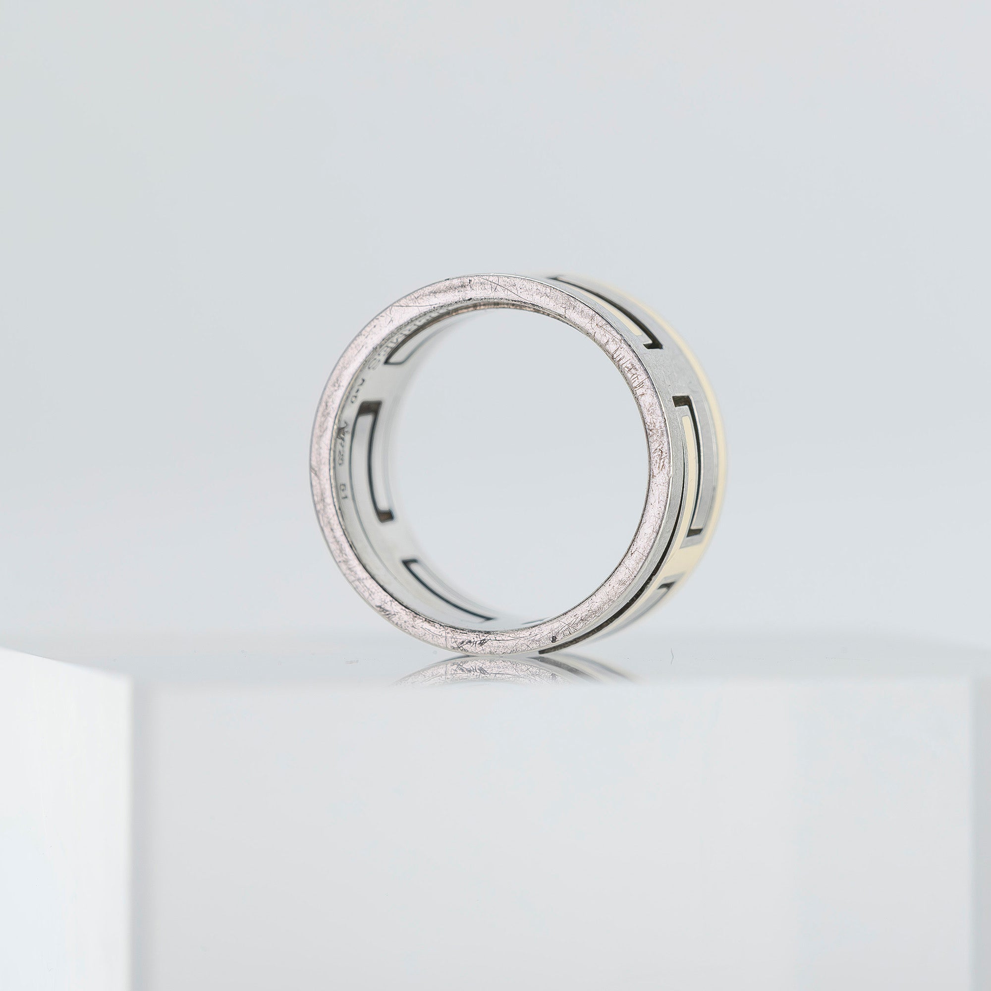 Hermès Move H Ring #51, approximately size 11, beige and silver, H motif, women's ring, accessory