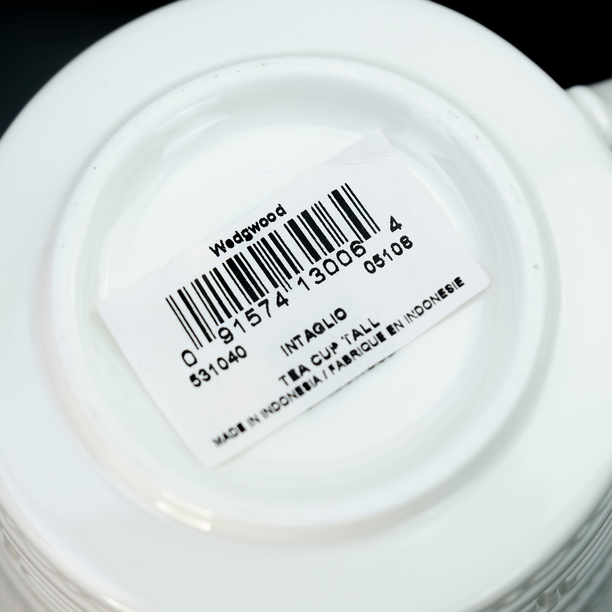 ウェッジウッド インタグリオ WEDGWOOD INTAGLIO ティーカップ&ソーサー ホワイト 英国食器【箱付】