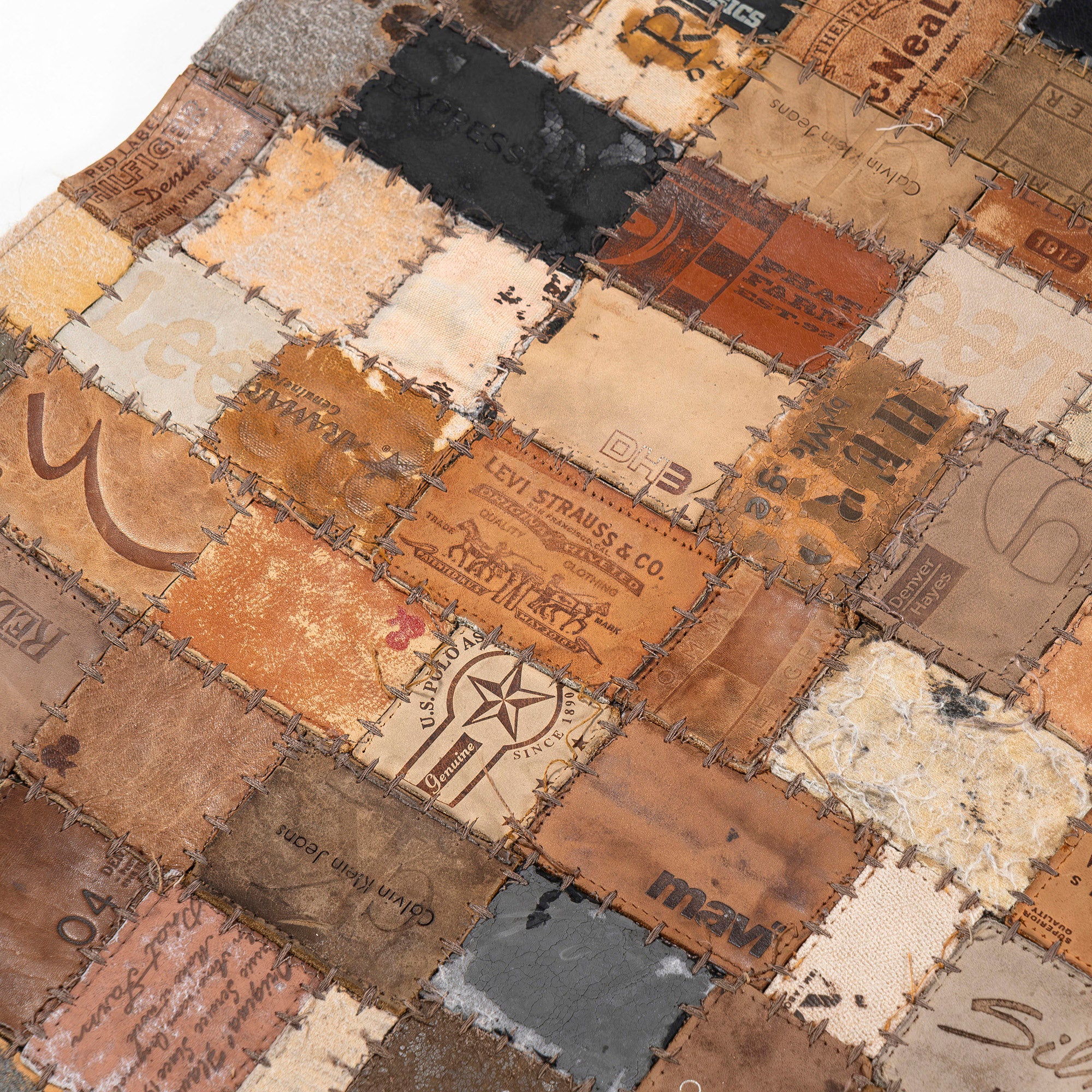 ラグ アスプルンド ASPLUND SHARDA レザーパッチワークラグ デニム革パッチ カーペット アップサイクル リメイク インダストリアル