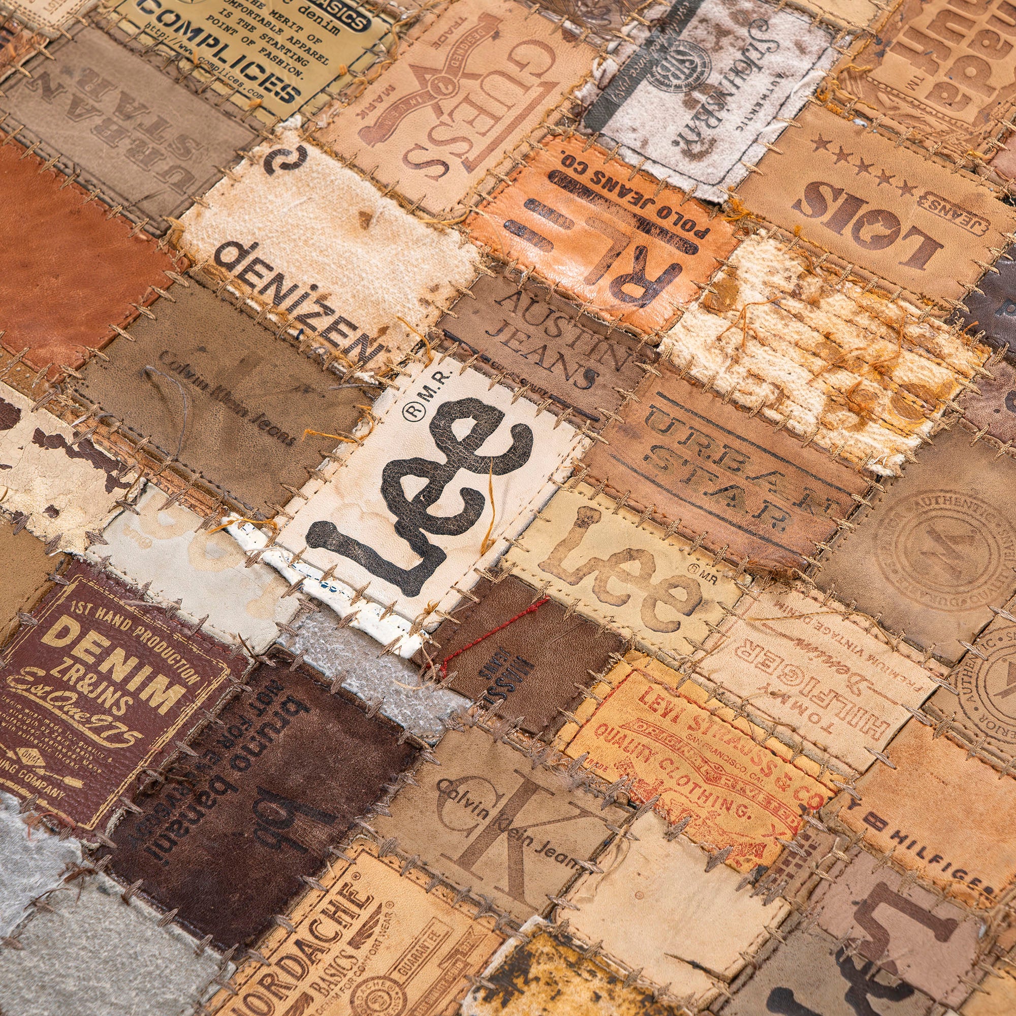 ラグ アスプルンド ASPLUND SHARDA レザーパッチワークラグ デニム革パッチ カーペット アップサイクル リメイク インダストリアル