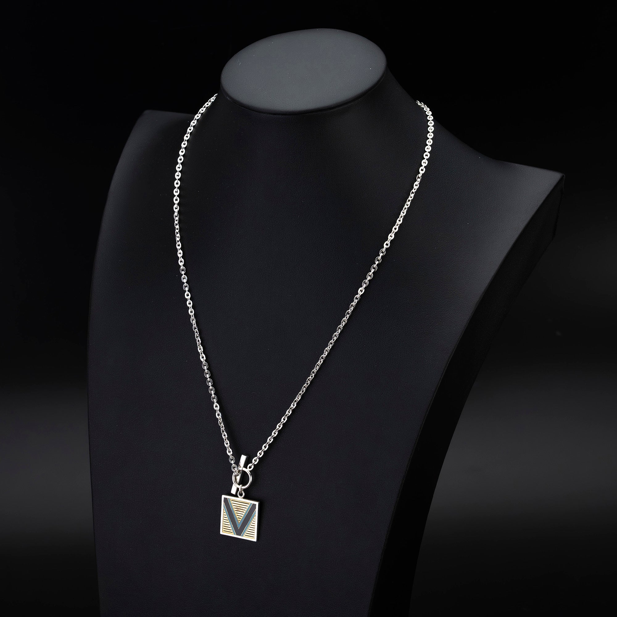 ルイ・ヴィトン パンダンティフV ネックレス M65364 シルバー925 フランス製 Ag925 Vモチーフ メンズ 総重量17.18g