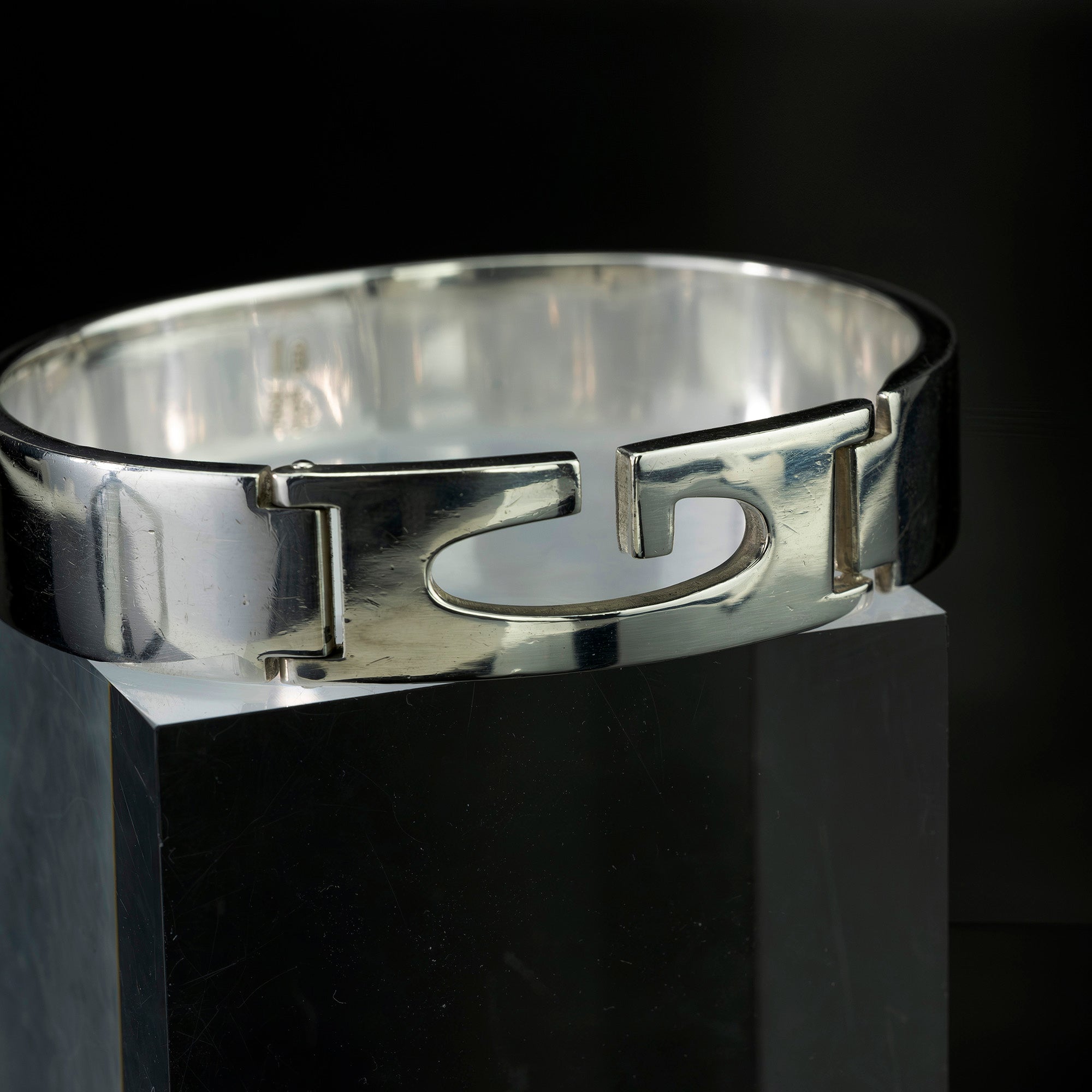 グッチ GUCCI カットアウトG バングル シルバー925 ブレスレット ヴィンテージ ユニセックス 保存袋付