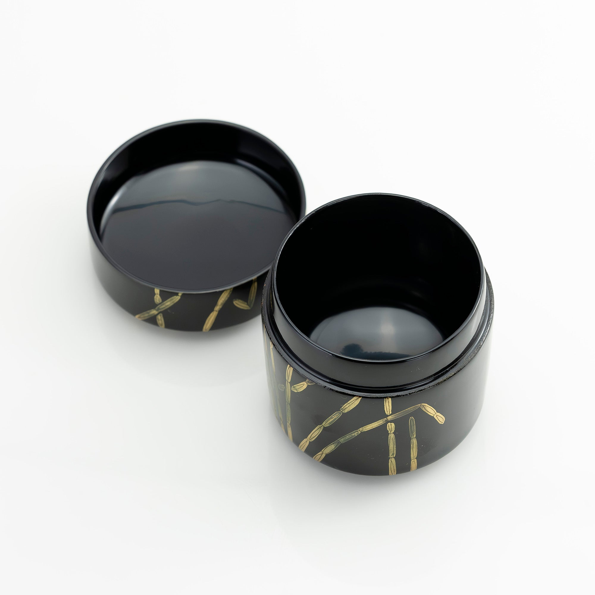 斎藤宗甫作 棗 木賊蒔絵 黒漆 共箱 茶道具 作家物 蒔絵 漆芸 抹茶器 わび意匠 茶器 美品