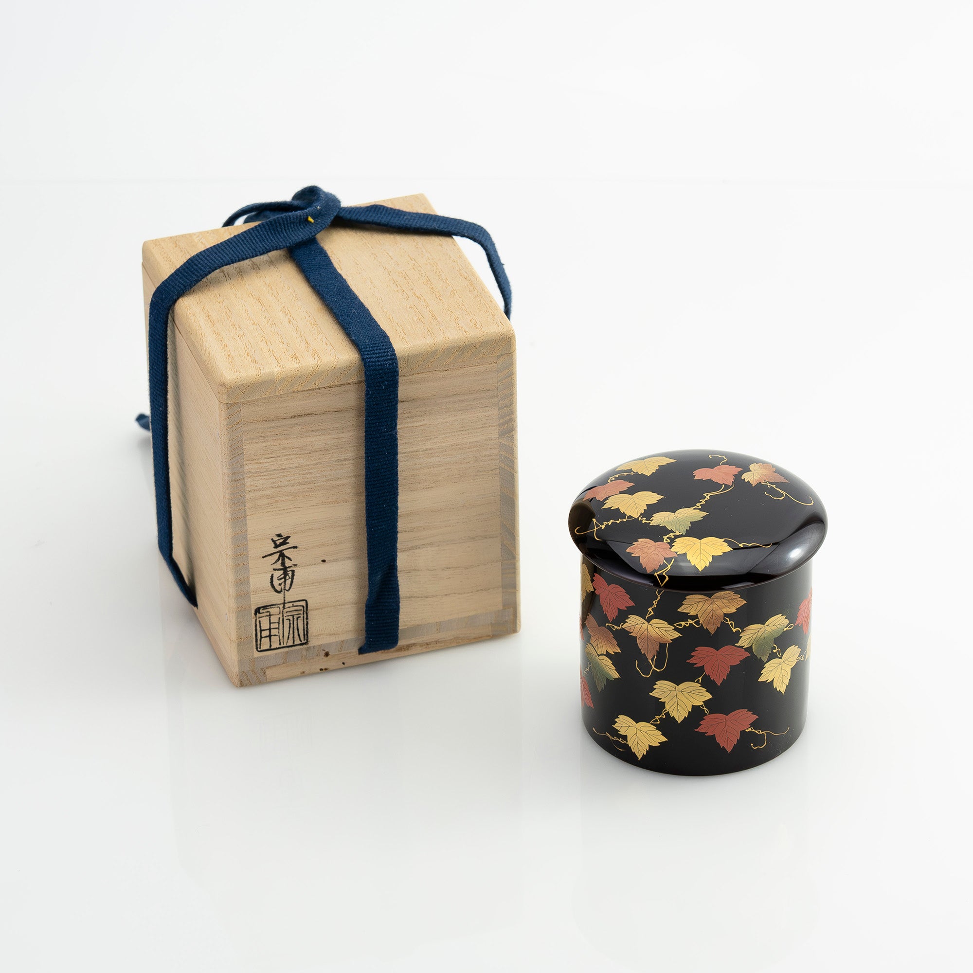 斎藤宗甫作 棗 蔦蒔絵 黒漆 共箱 茶道具 中棗 作家物 蒔絵 茶器 漆芸 抹茶器 秋草文様 伝統工芸品 美品