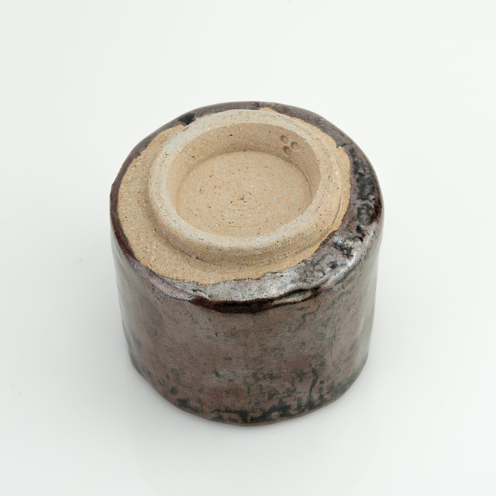 唐津焼 黒釉 茶碗 筒茶碗 飴釉 景色茶碗 三つ丸印あり 抹茶碗 茶道具
