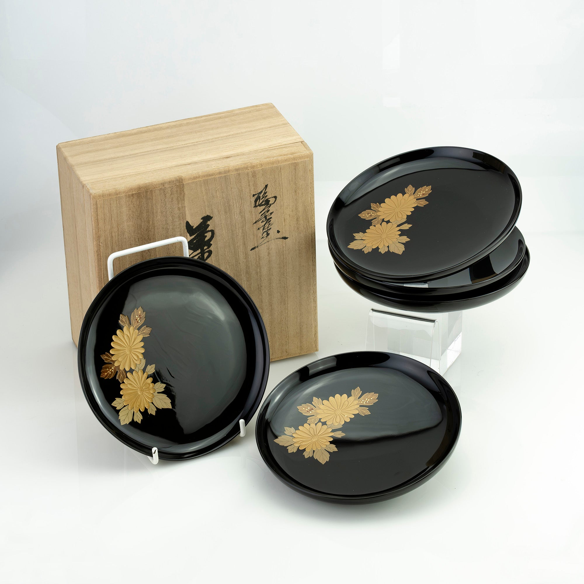 松本光栄堂 菓子皿 5枚 菊蒔絵 黒漆 銘々皿 17cm 共箱付 和食器