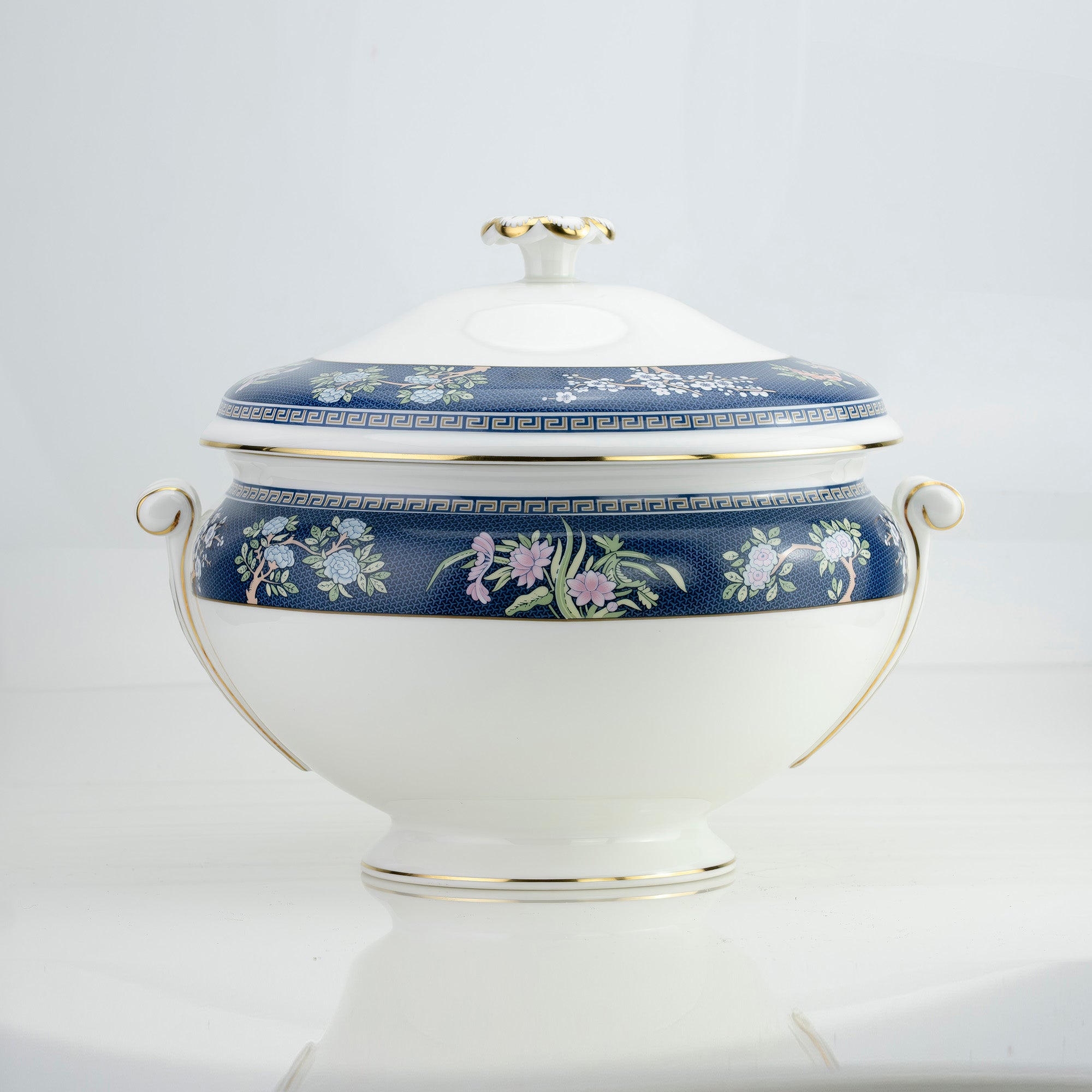 ウェッジウッド ブルーサイアム WEDGWOOD BLUE SIAM スープチュリーン 蓋付 英国製 金彩良好 廃盤 希少