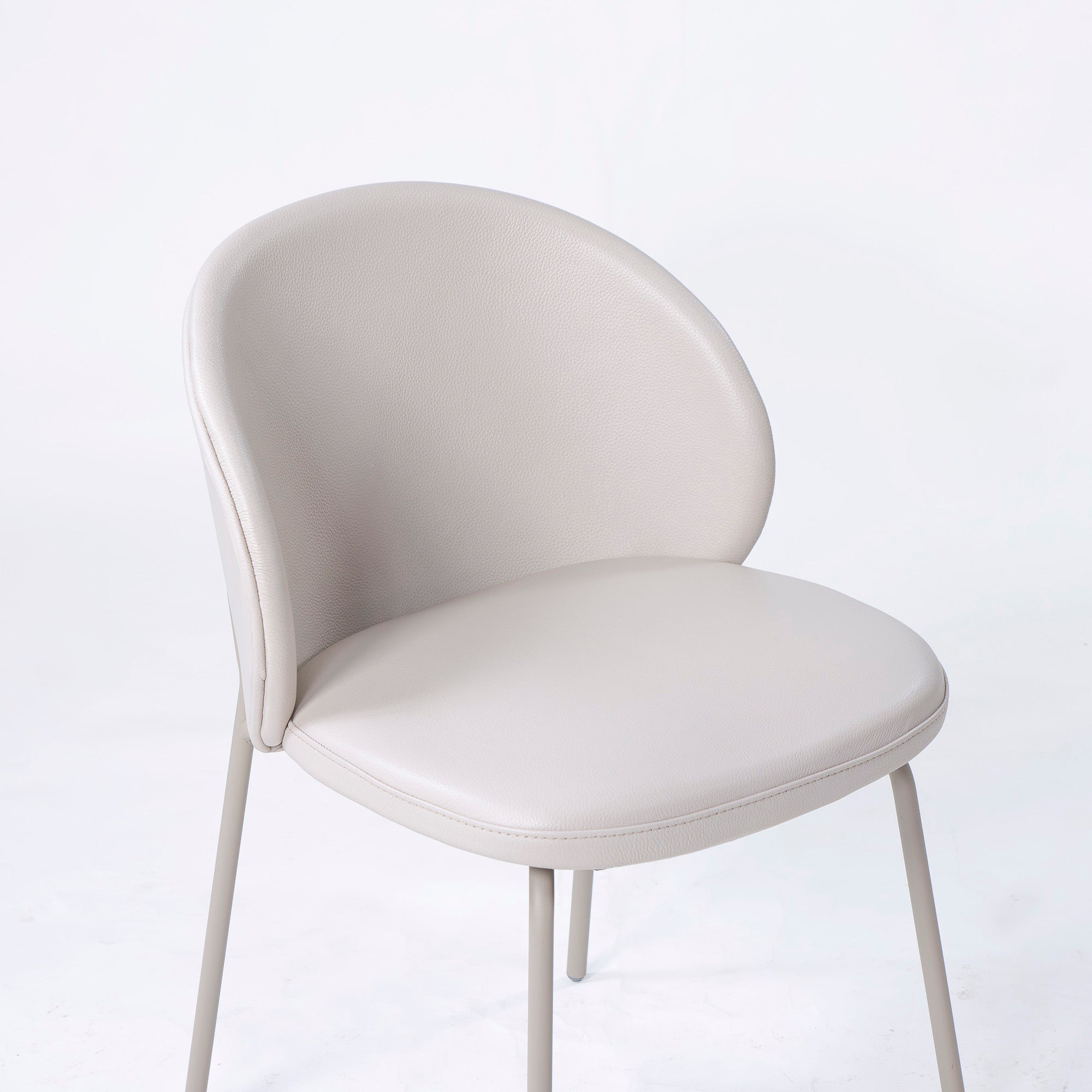 BoConcept Princeton ダイニングチェア(1) レザー ライトベージュ系 マットアッシュグレー メタル脚