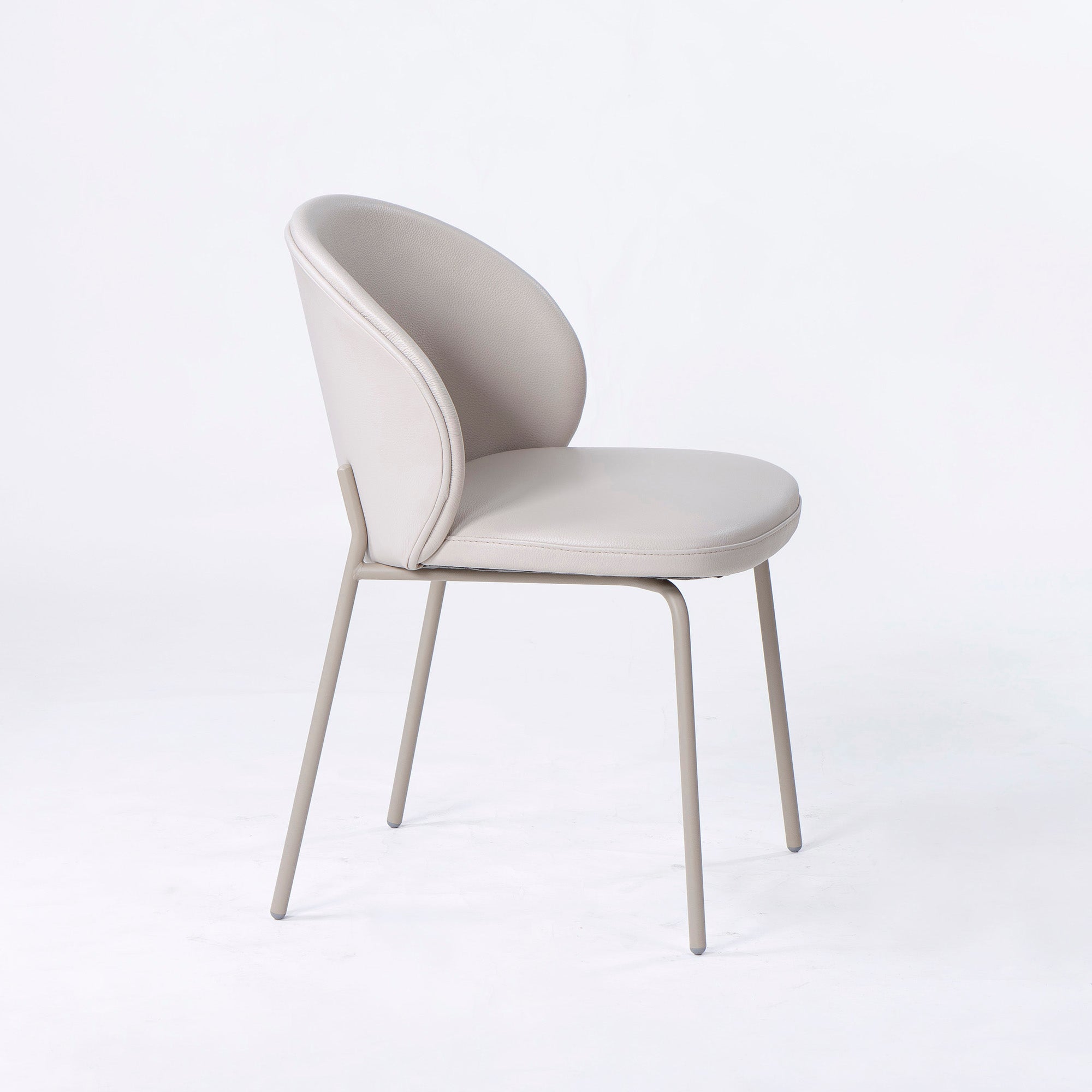 BoConcept Princeton ダイニングチェア(1) レザー ライトベージュ系 マットアッシュグレー メタル脚