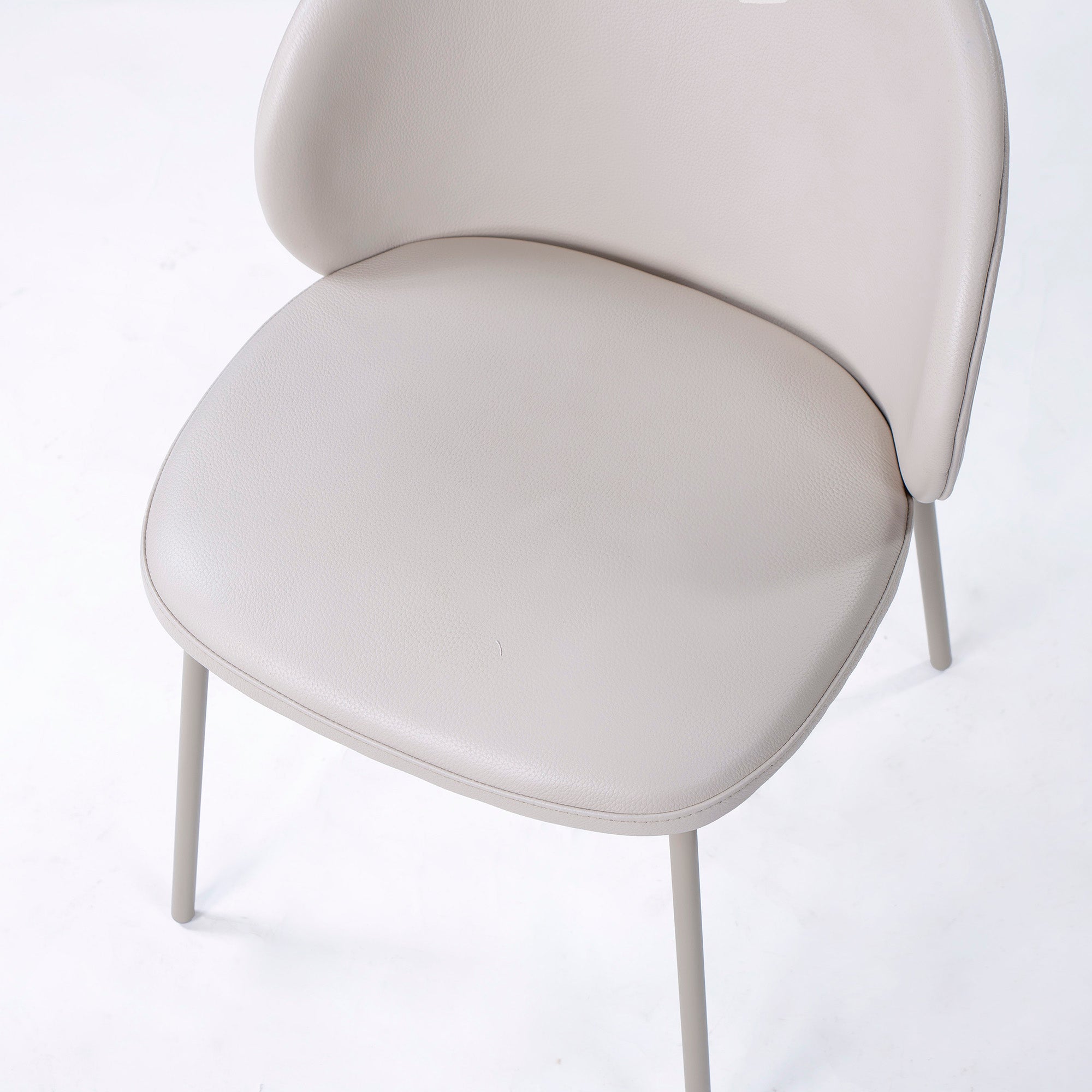 BoConcept Princeton ダイニングチェア(4) レザー ライトベージュ系 マットアッシュグレー メタル脚
