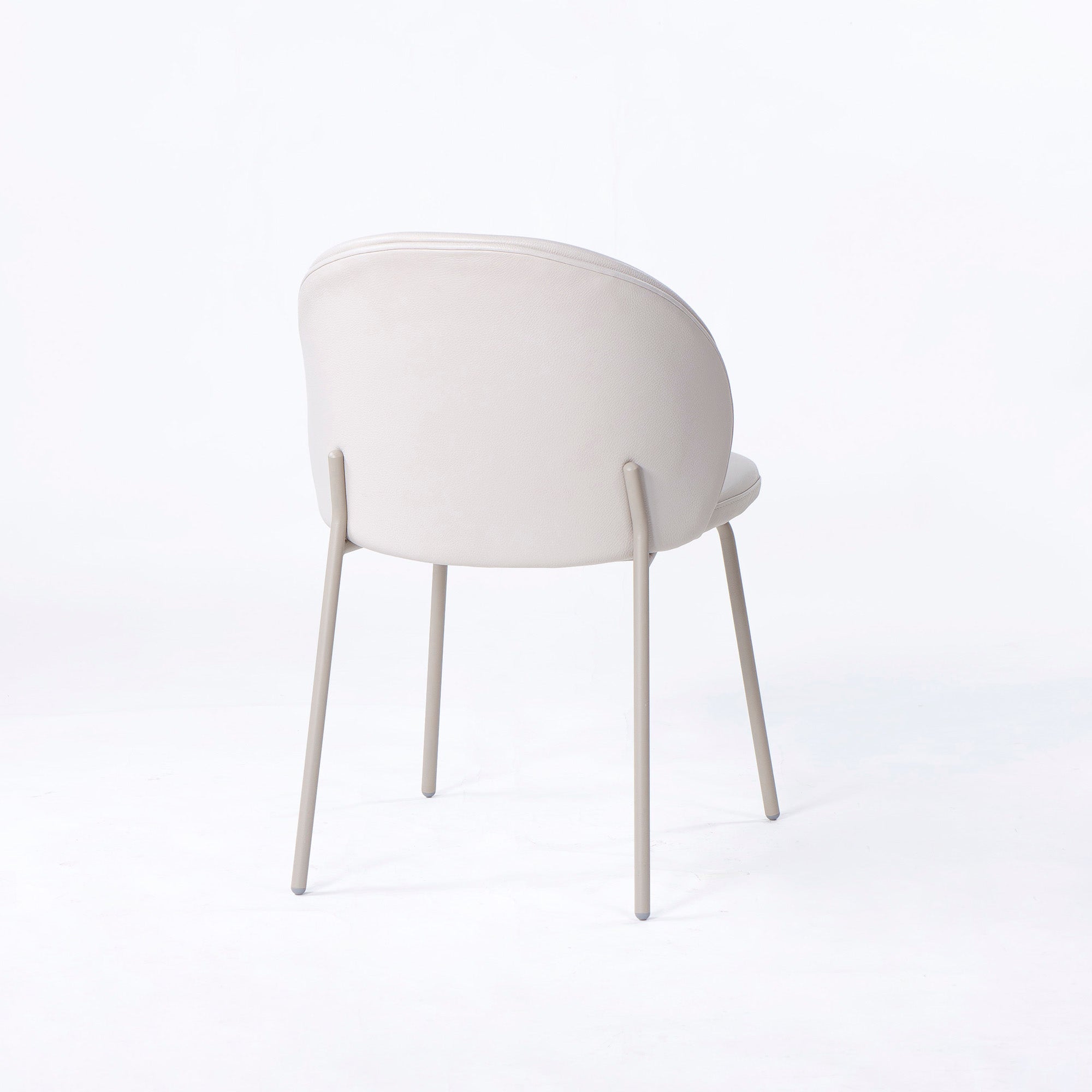 BoConcept Princeton ダイニングチェア(5) レザー ライトベージュ系 マットアッシュグレー メタル脚