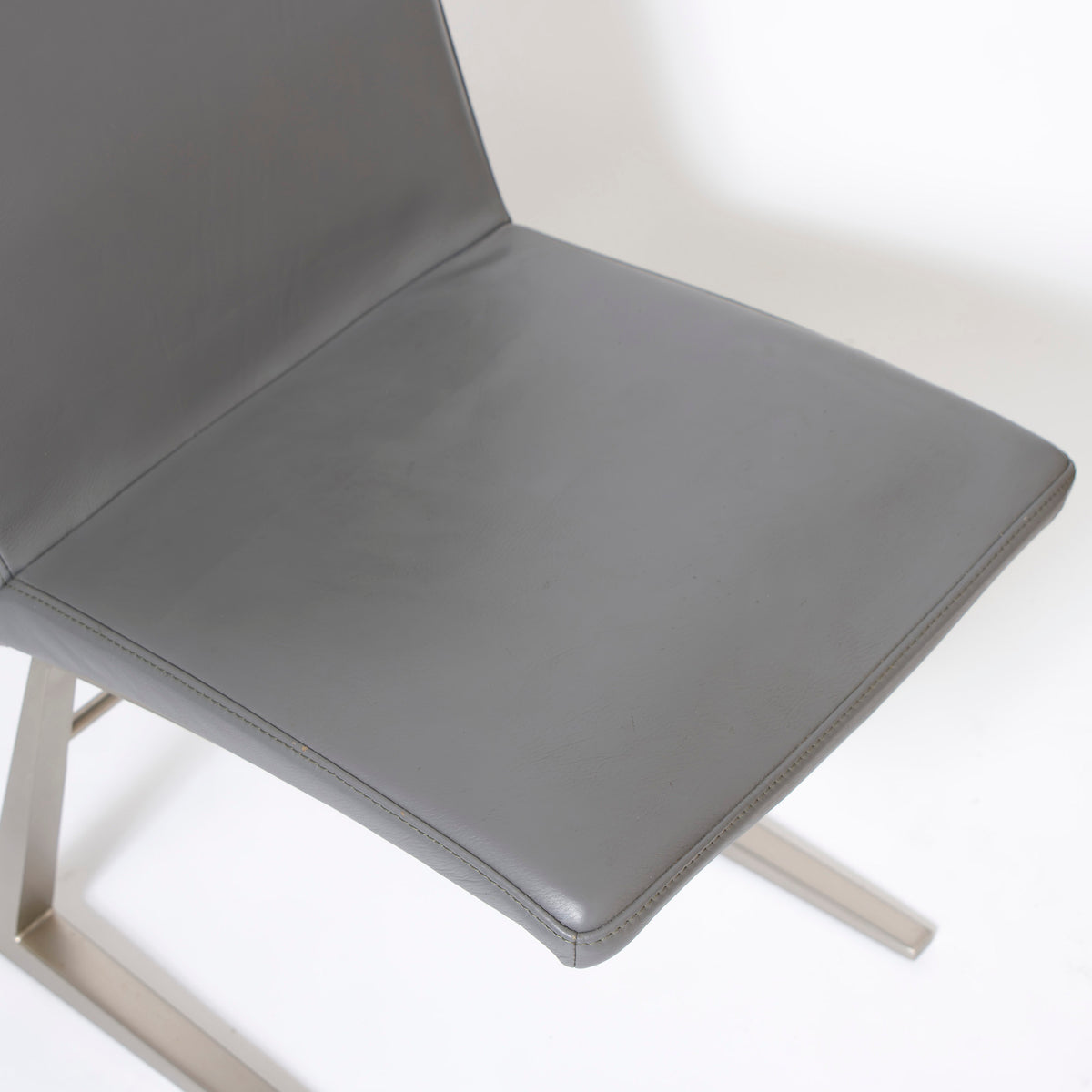 BoConcept MARIPOSA ダイニングチェア 本革 スチールレッグ(3)