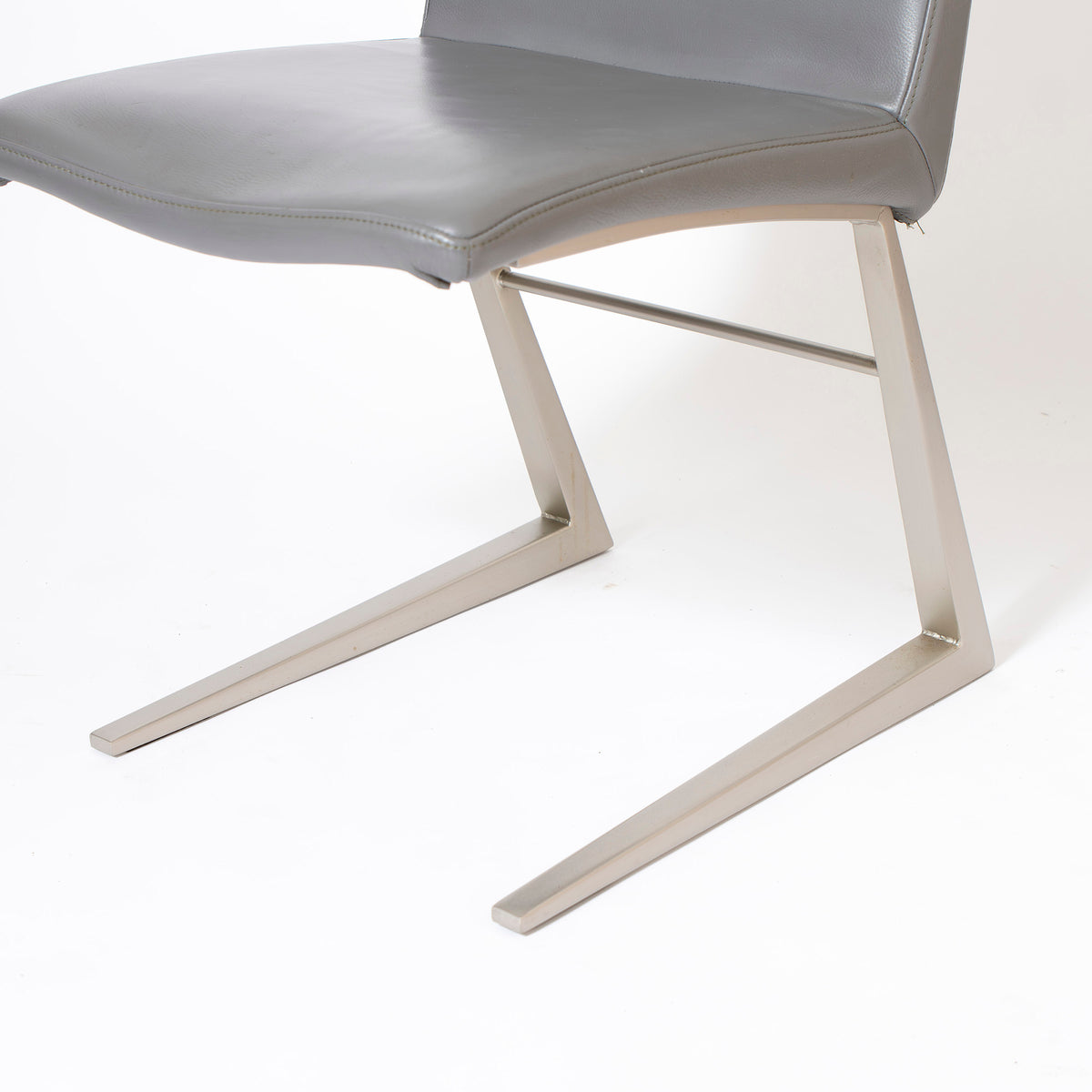 BoConcept MARIPOSA ダイニングチェア 本革 スチールレッグ(3)