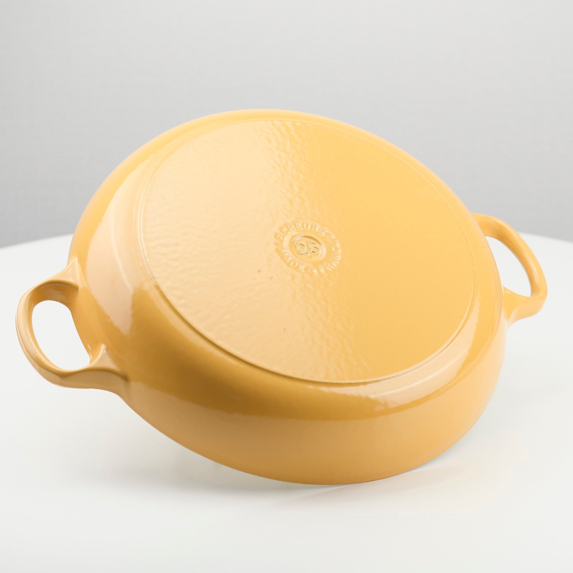 Le Creuset buffet casserole, 26cm, discontinued color, saffron yellow