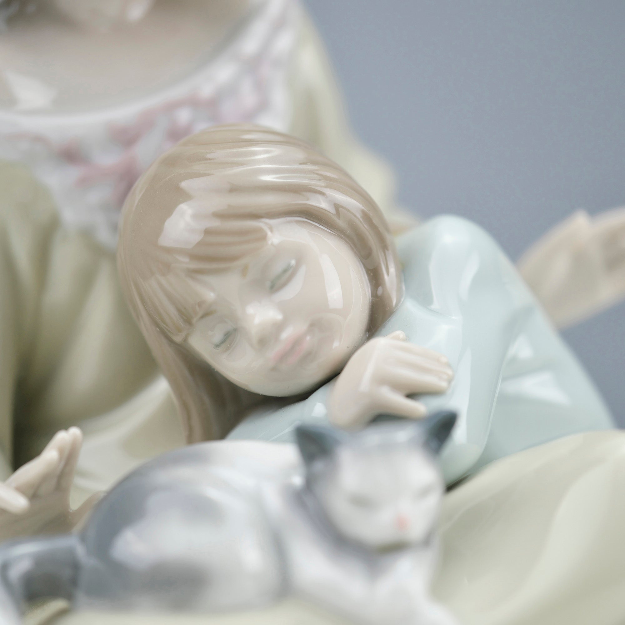 Lladro "LITTELE SISTER" Vintage Figurine