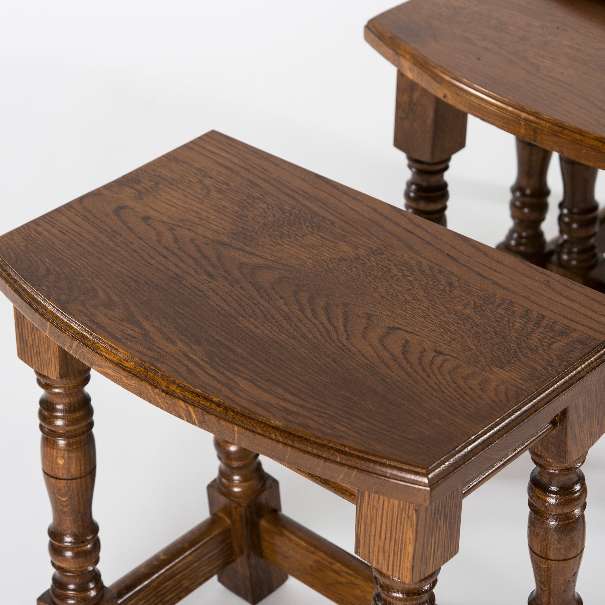 Lloyd's Antiques/ロイズアンティークス アンティークリプロダクション オーバルネストテーブル オーク材 英国 クラシック