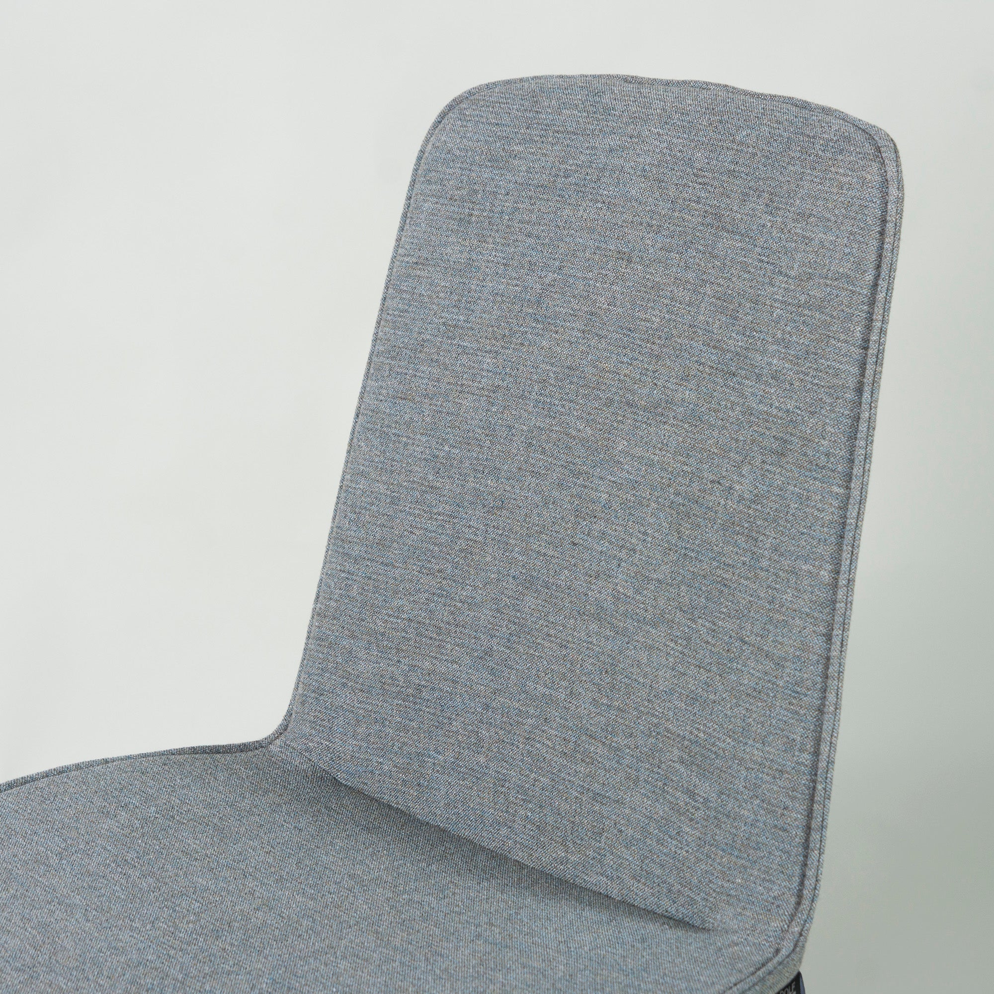 ◆美品◆ROLF BENZ/ロルフベンツ 616 ダイニングチェア(1) アメリカンウォールナット材 グリーングレー 無垢材 オイル仕上げ モダン