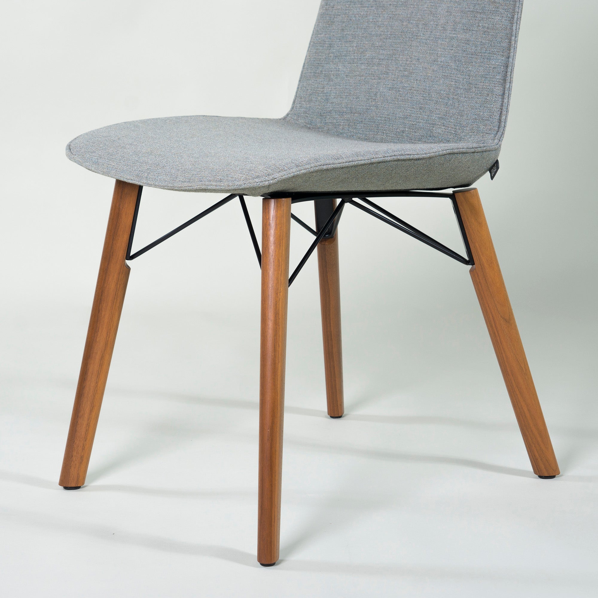 ◆美品◆ROLF BENZ/ロルフベンツ 616 ダイニングチェア(2)アメリカンウォールナット材 グリーングレー 無垢材 オイル仕上げ モダン