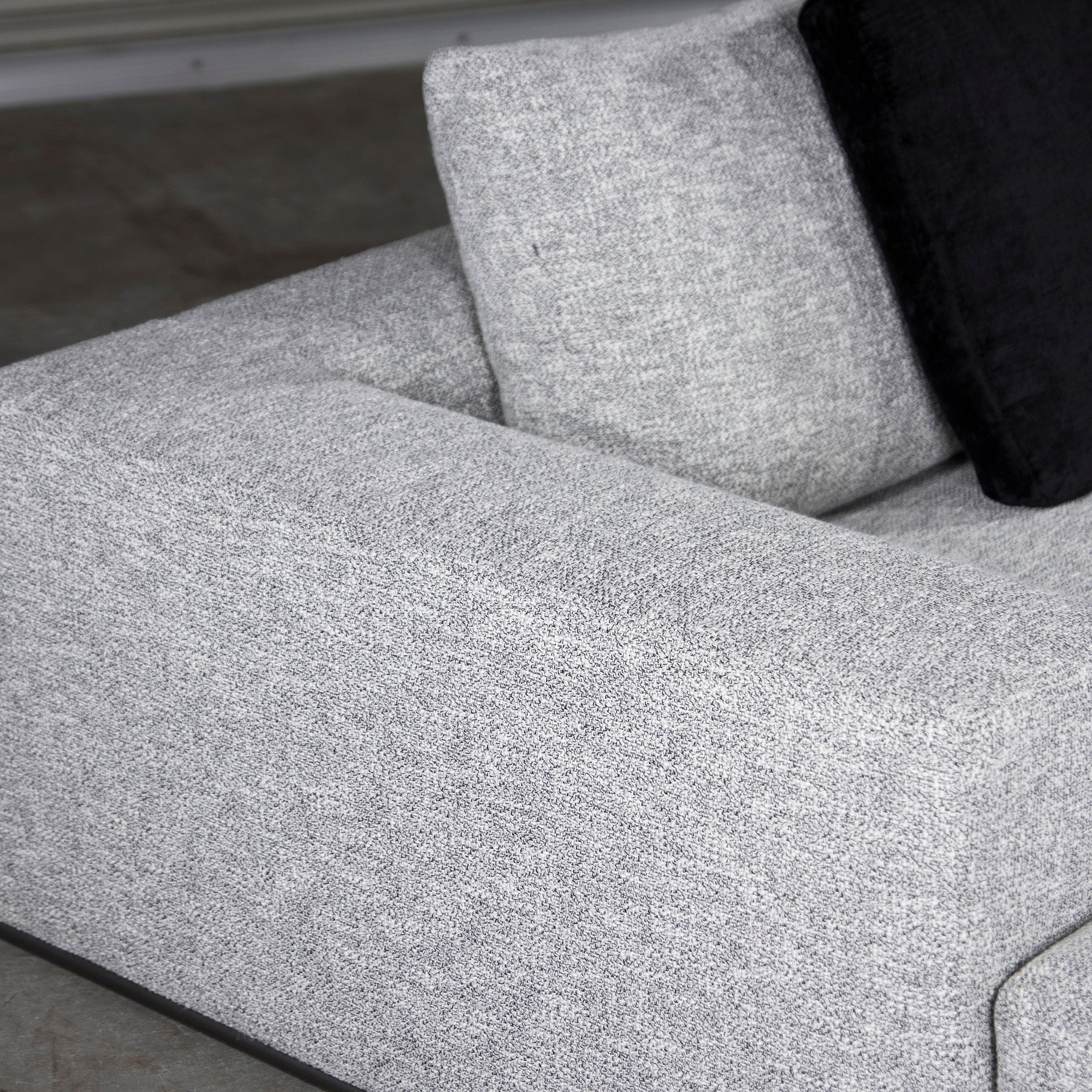 ◆2019 model◆erba/Erba Italia Via Monte Napoleone Couch Sofa Feather Blend Modern Regular Price 1.35 million yen