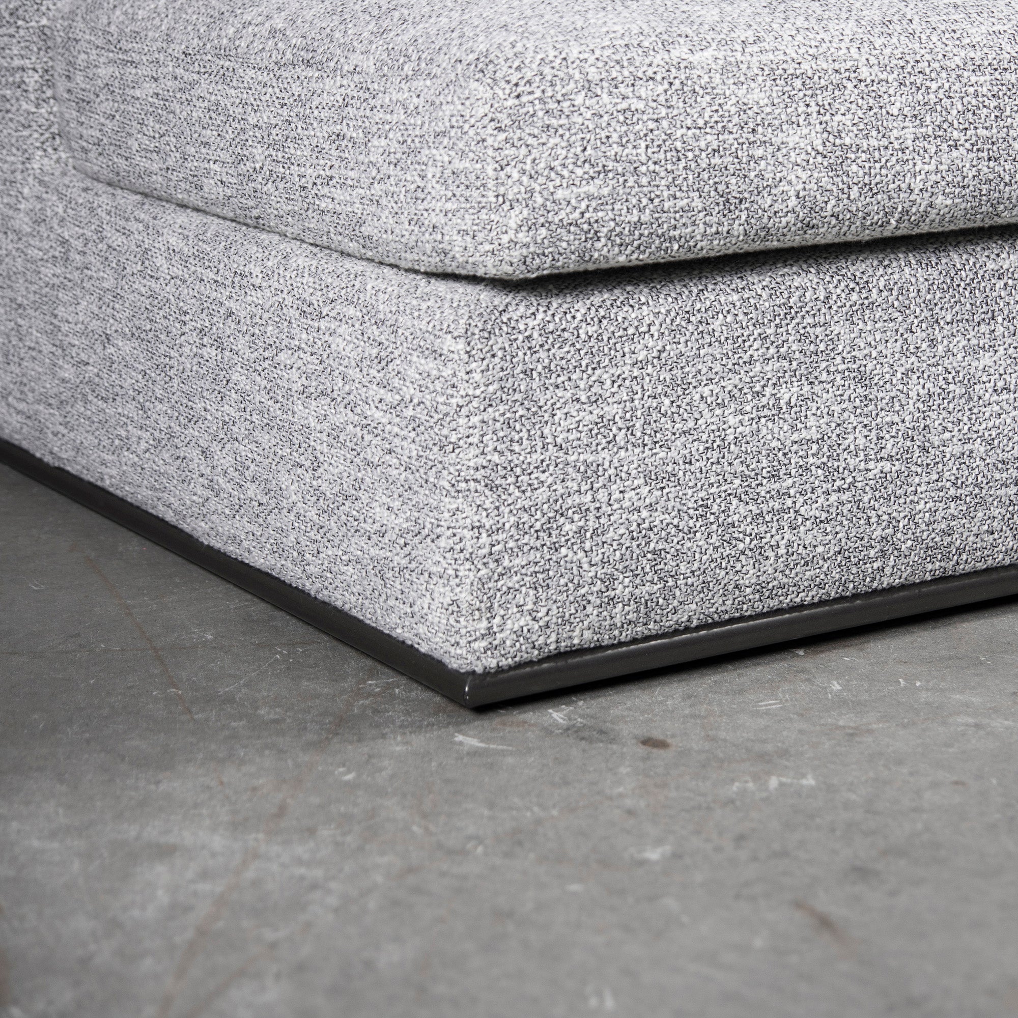 ◆2019 model◆erba/Erba Italia Via Monte Napoleone Couch Sofa Feather Blend Modern Regular Price 1.35 million yen