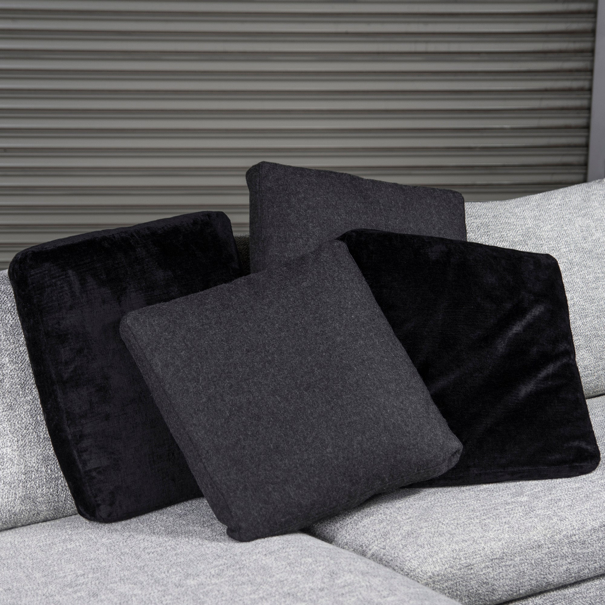 ◆2019 model◆erba/Erba Italia Via Monte Napoleone Couch Sofa Feather Blend Modern Regular Price 1.35 million yen