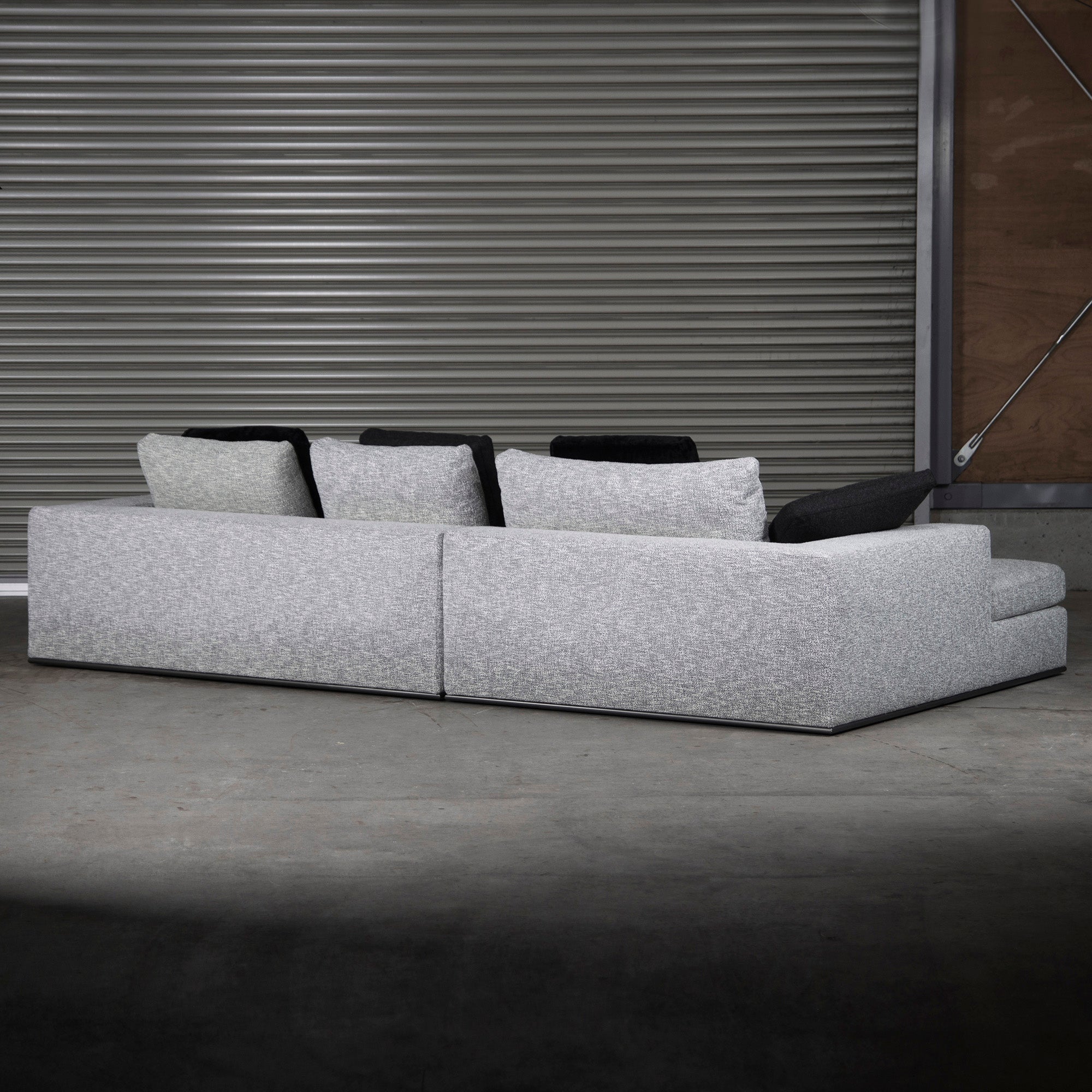 ◆2019 model◆erba/Erba Italia Via Monte Napoleone Couch Sofa Feather Blend Modern Regular Price 1.35 million yen