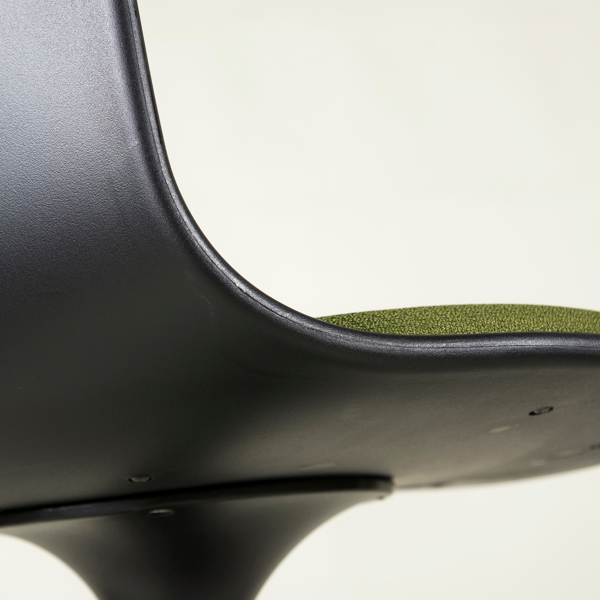 Modern design counter chair enea/Enea Lottus stool central base modern counter chair swivel