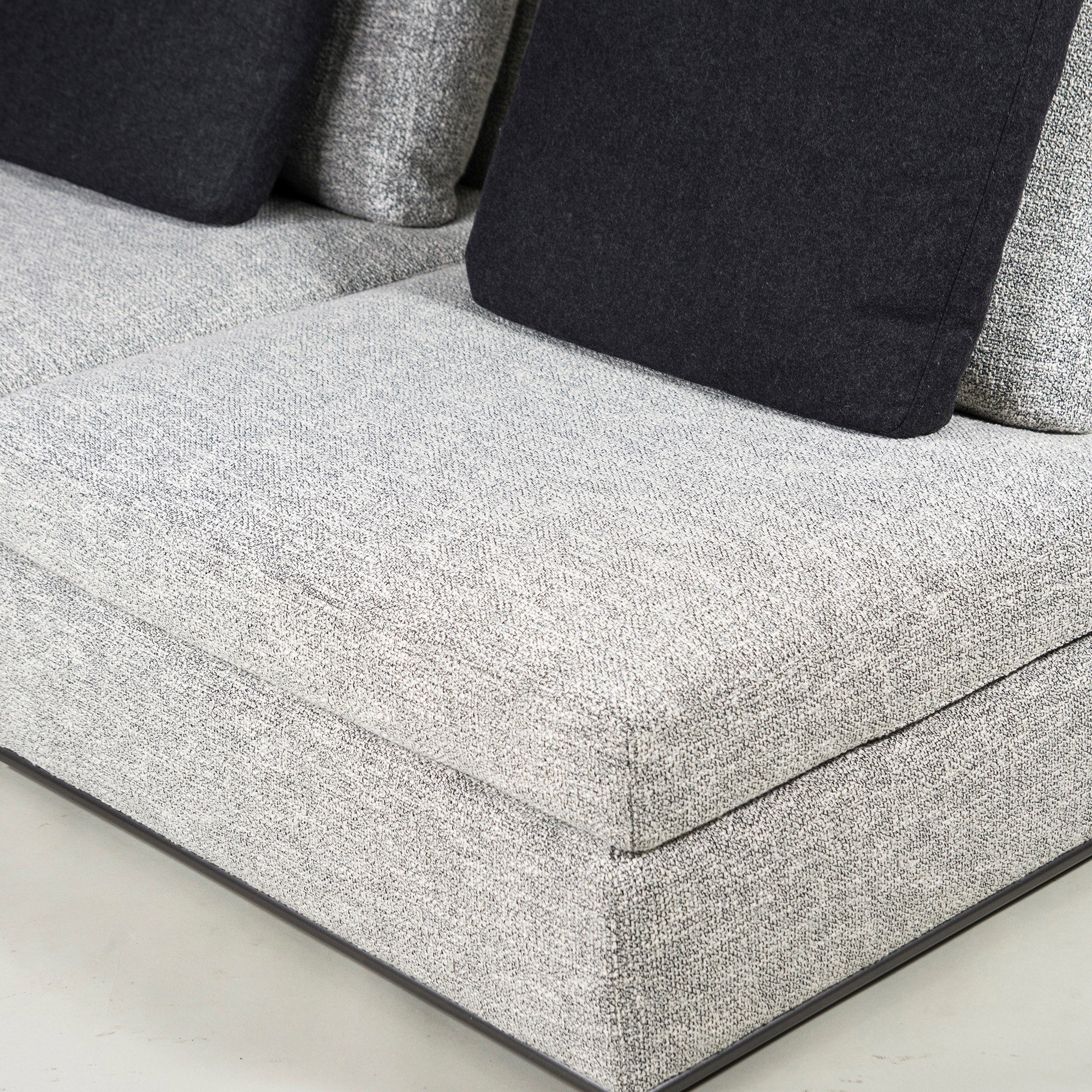 erba sofa Italy Erba Italia Via Monte Napoleone armless sofa 1P 2-piece set Feather blend Modern